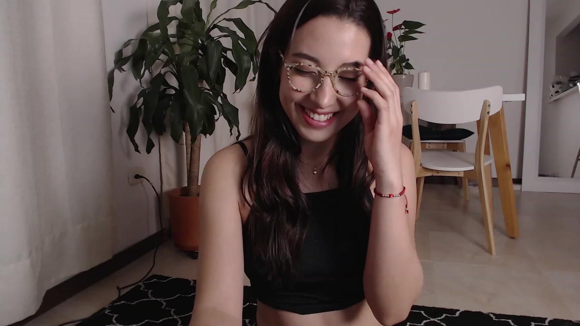 Gallery image thumbnail from Ninajoyy's myfreecams stream on, 11/18/2022, 01:07 image 10 of 20