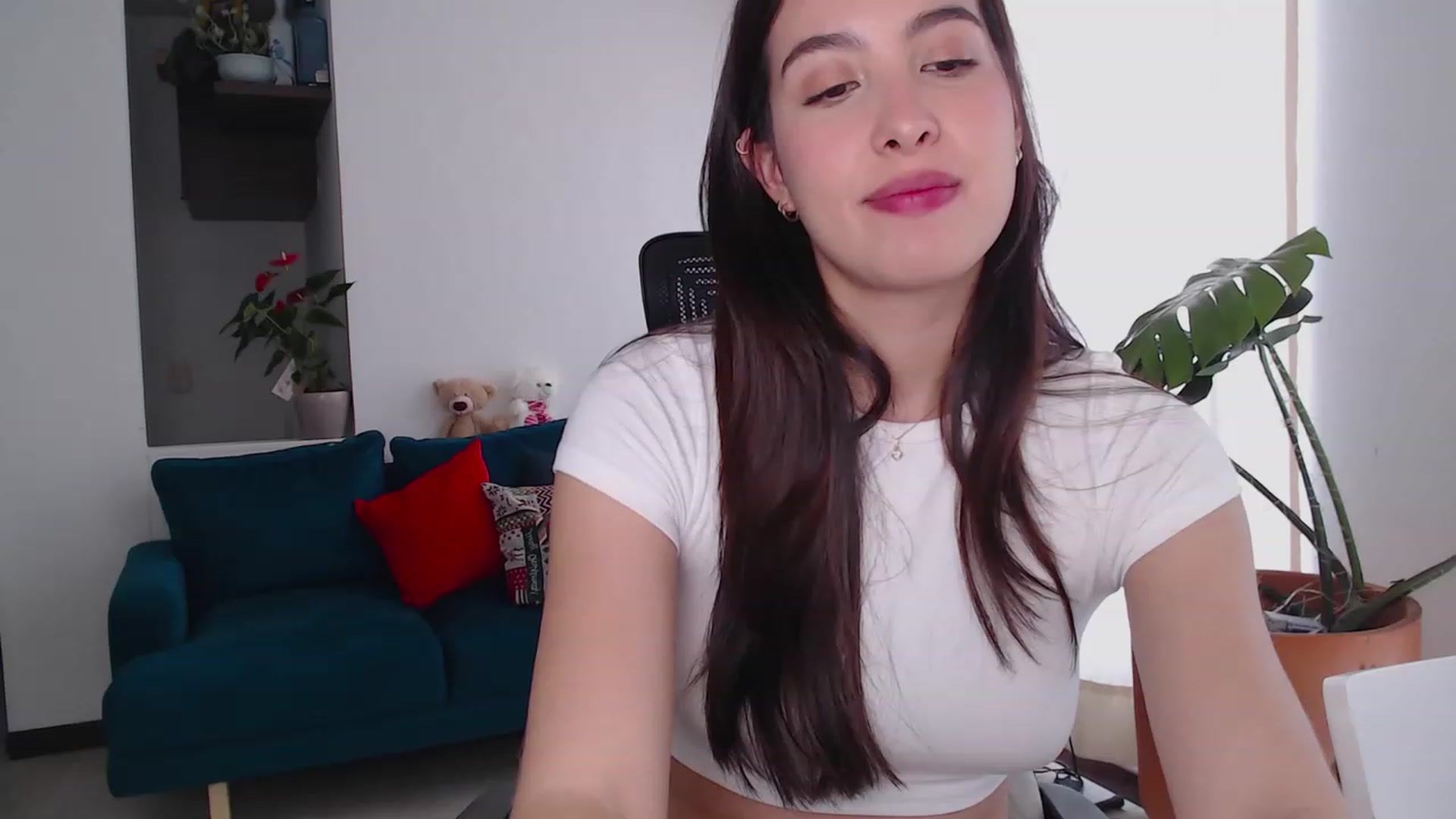 Gallery image thumbnail from Ninajoyy's myfreecams stream on, 12/07/2022, 21:39 image 2 of 20
