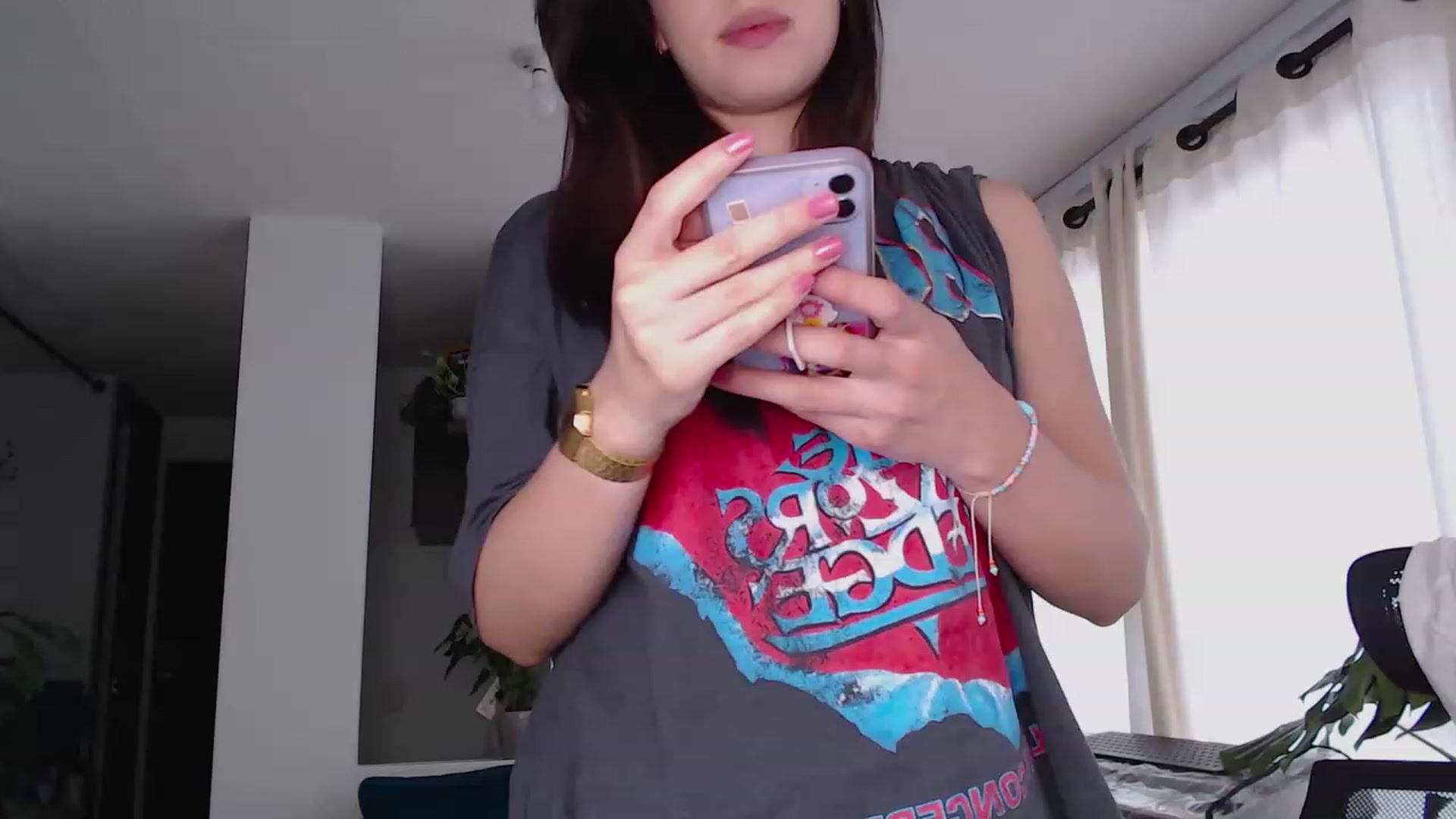 Gallery image thumbnail from Ninajoyy's myfreecams stream on, 12/07/2022, 21:55 image 5 of 20