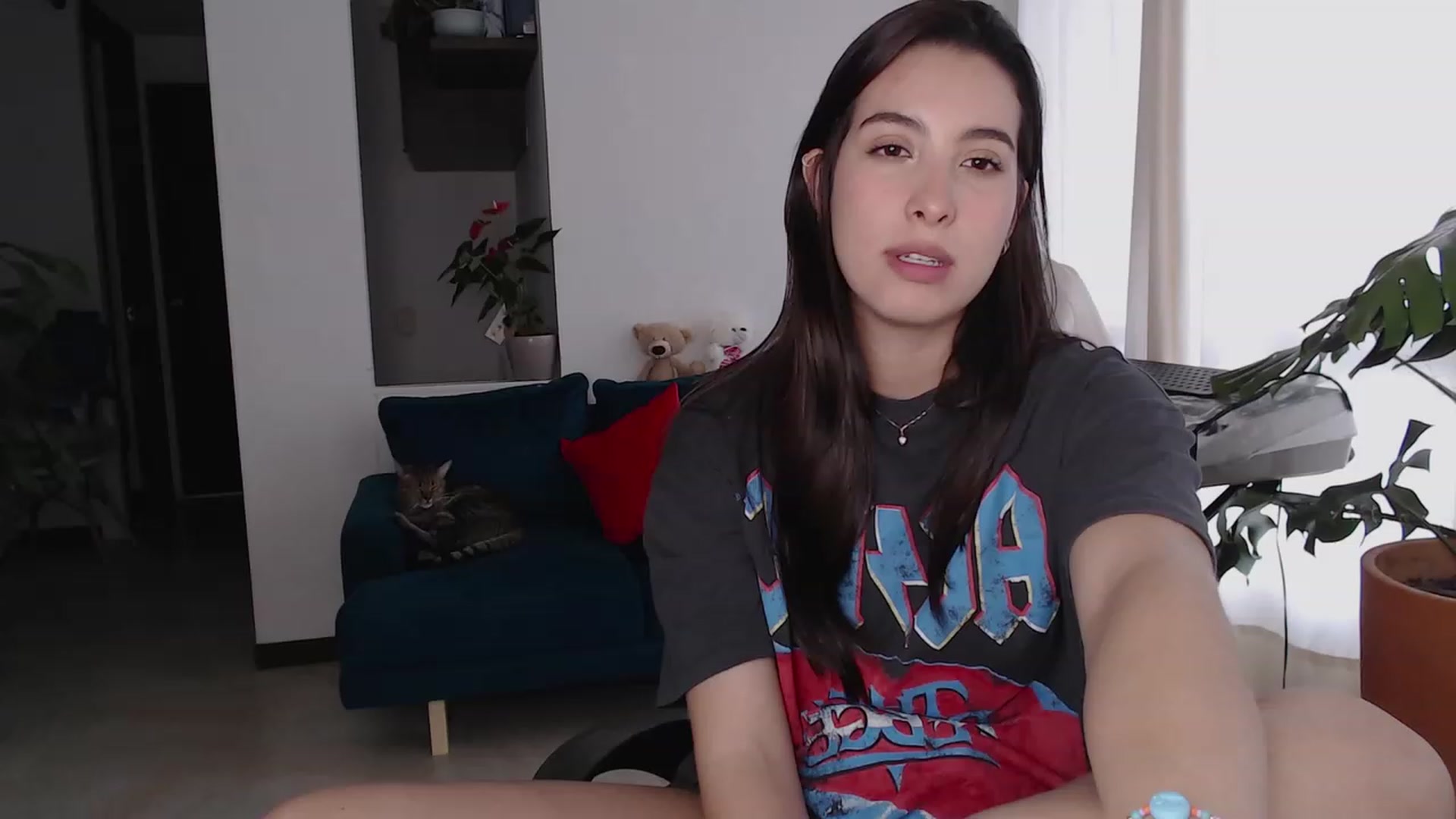 Gallery image thumbnail from Ninajoyy's myfreecams stream on, 12/07/2022, 21:55 image 15 of 20
