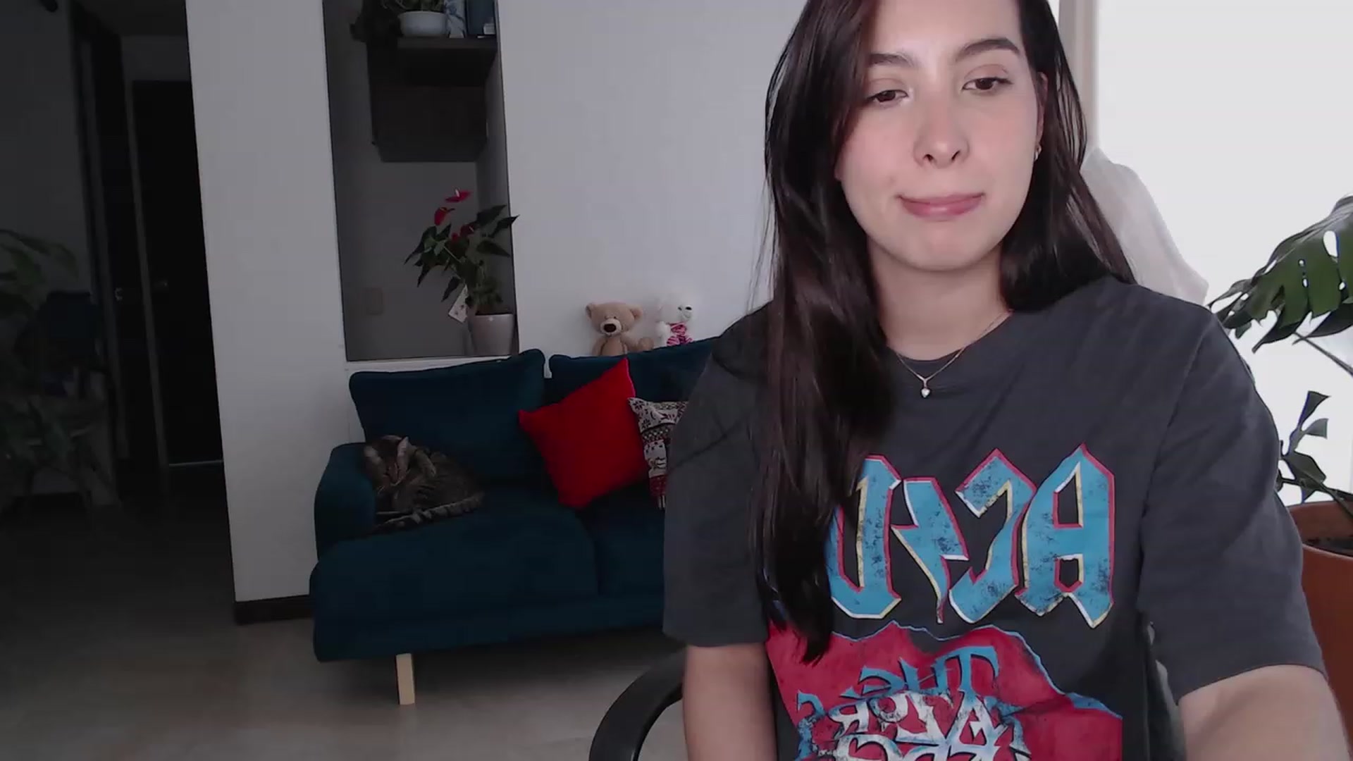 Gallery image thumbnail from Ninajoyy's myfreecams stream on, 12/07/2022, 21:55 image 11 of 20