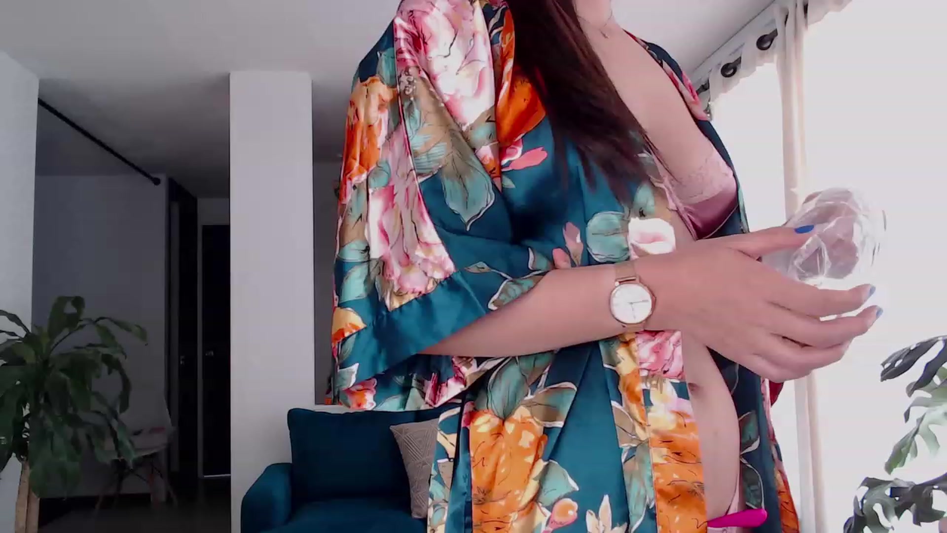Gallery image thumbnail from Ninajoyy's myfreecams stream on, 12/12/2022, 18:02 image 9 of 20