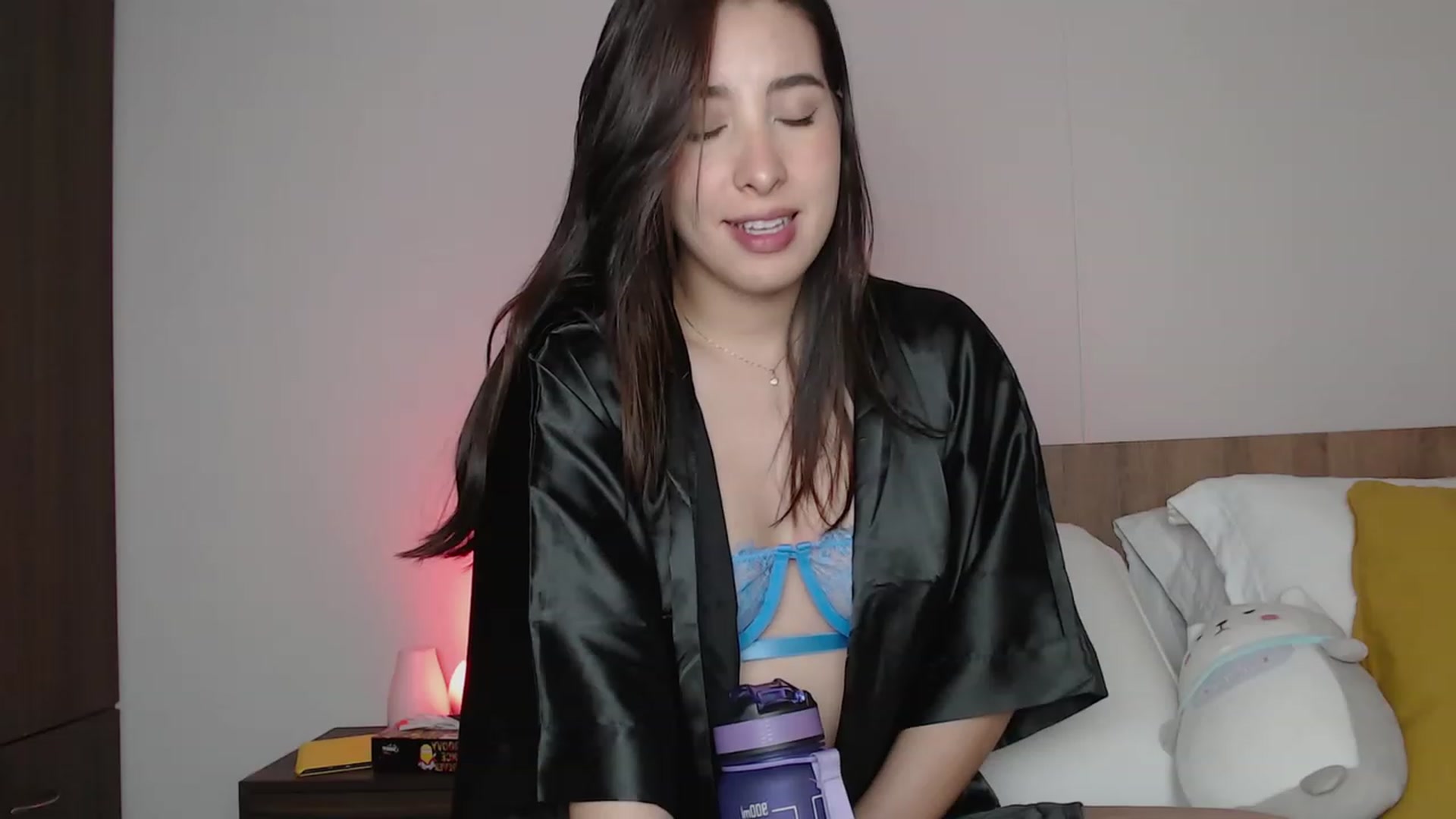 Gallery image thumbnail from Ninajoyy's myfreecams stream on, 02/03/2023, 24:46 image 15 of 20