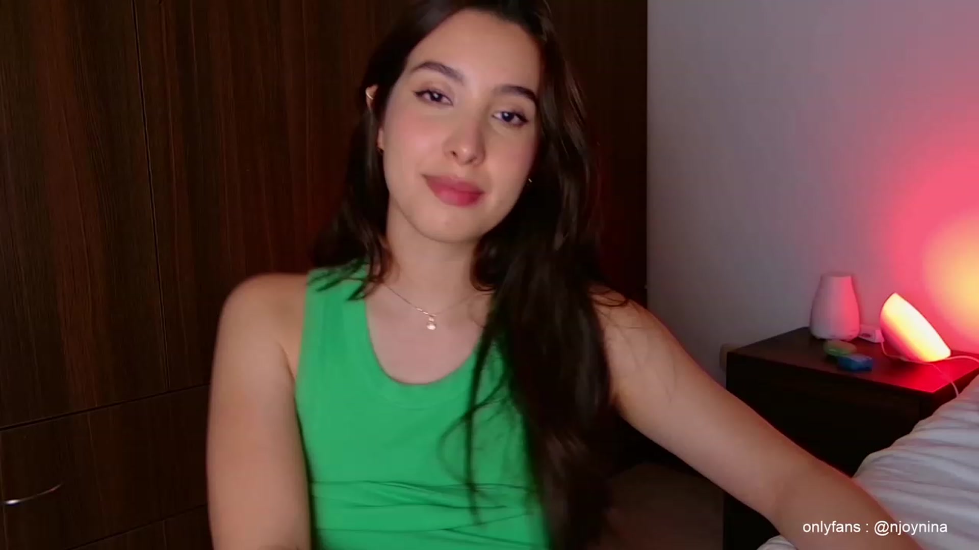 Gallery image thumbnail from Ninajoyy's myfreecams stream on, 04/29/2023, 24:29 image 11 of 20