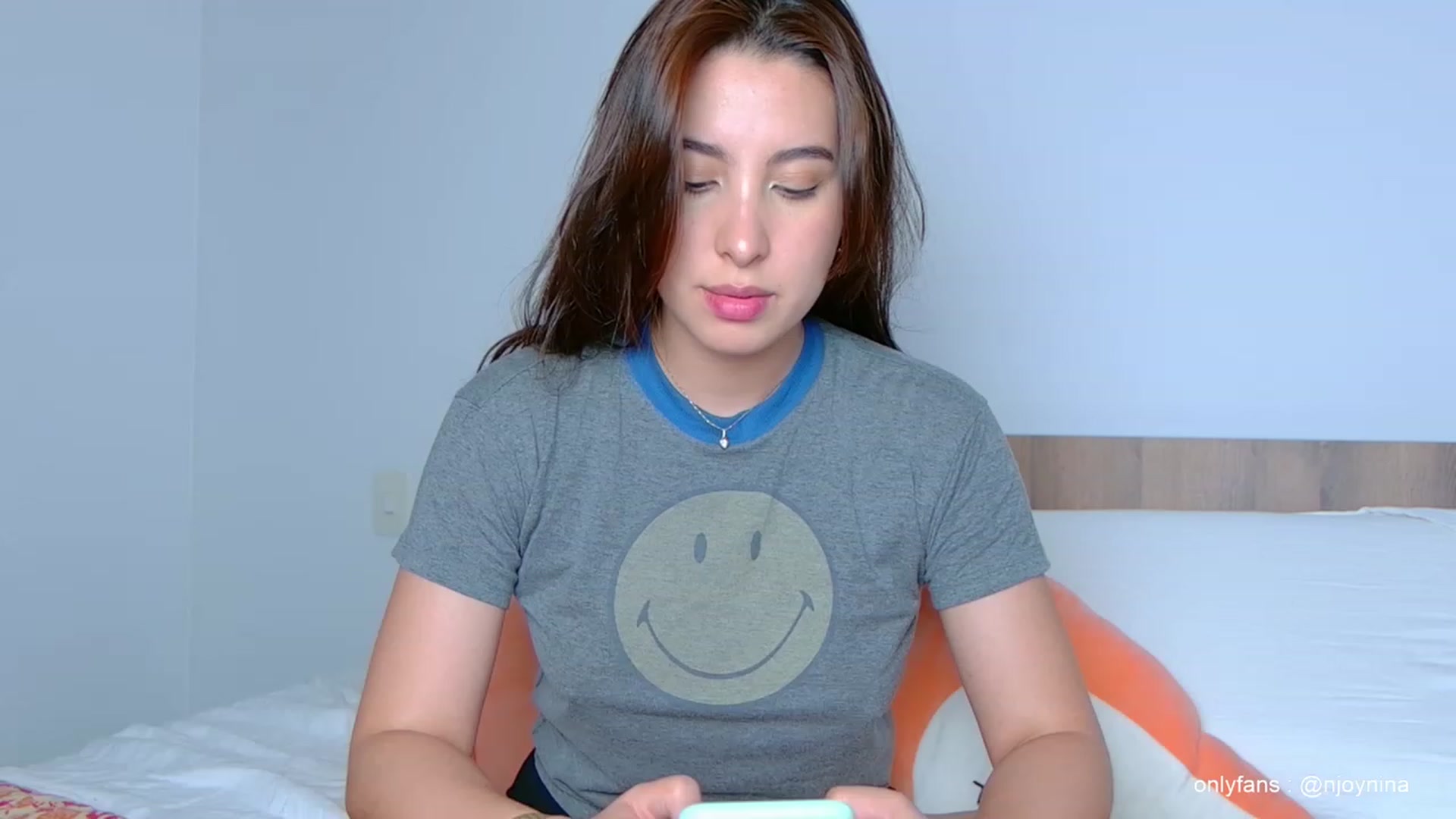 Gallery image thumbnail from Ninajoyy's myfreecams stream on, 09/24/2023, 18:32 image 4 of 20