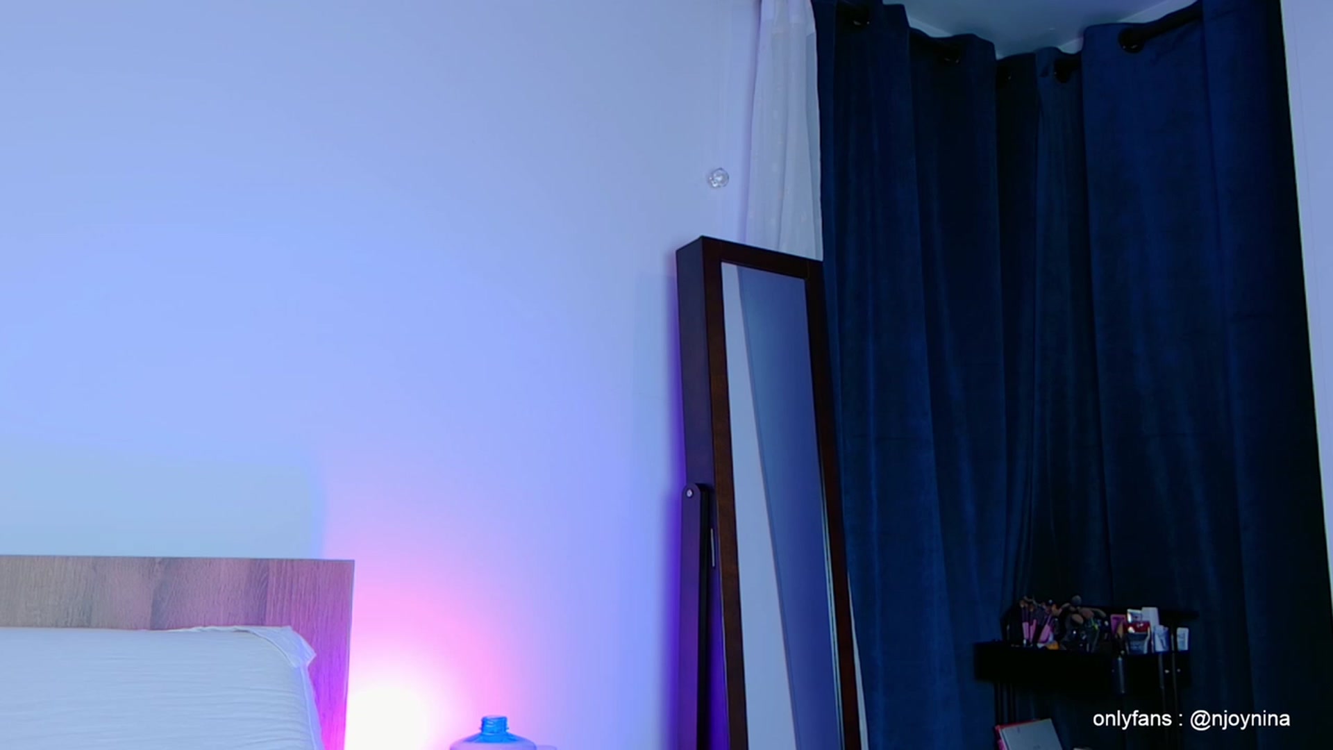 Gallery image thumbnail from Ninajoyy's myfreecams stream on, 09/26/2023, 01:07 image 17 of 20