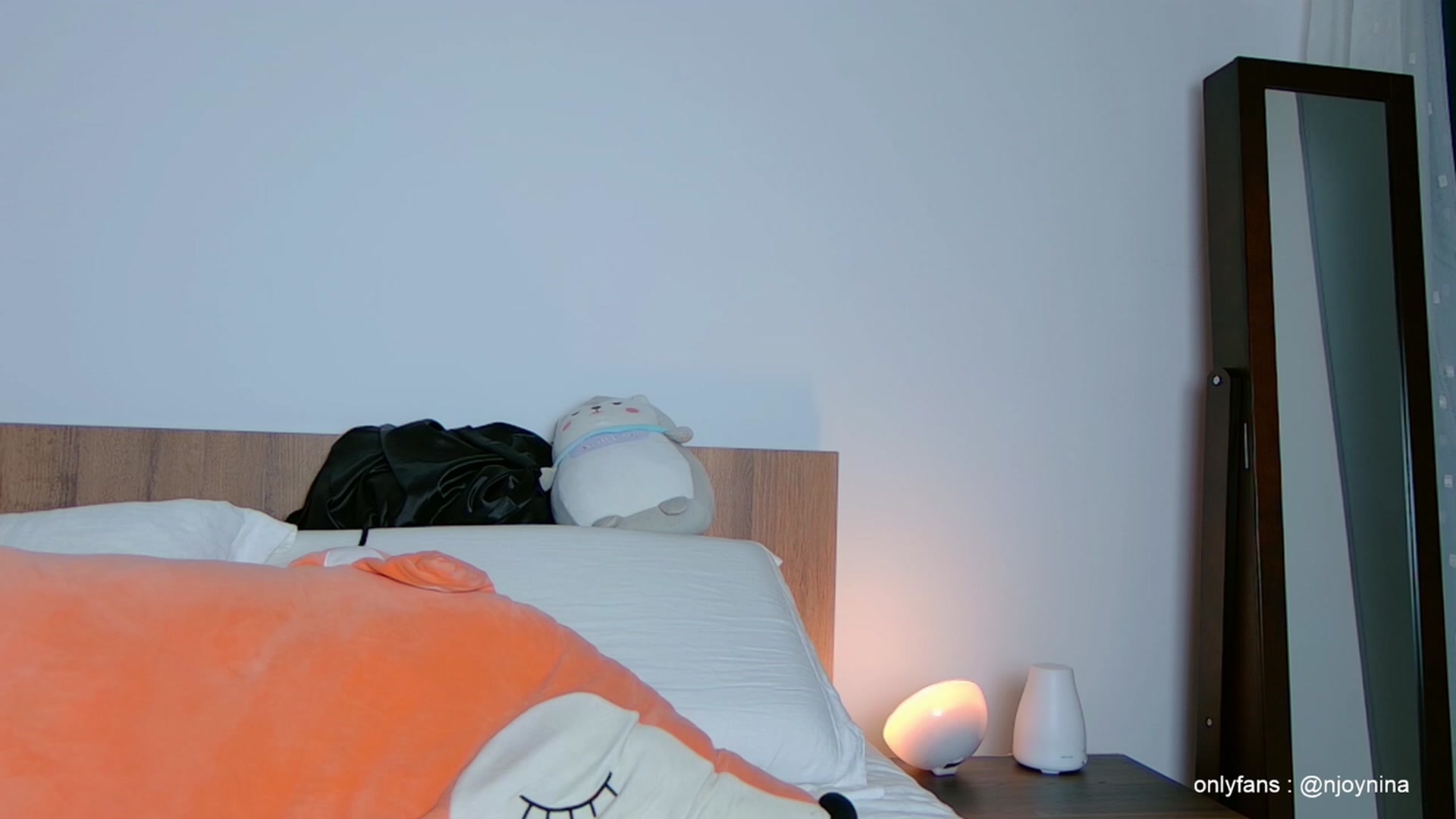 Gallery image thumbnail from Ninajoyy's myfreecams stream on, 09/28/2023, 02:46 image 16 of 20