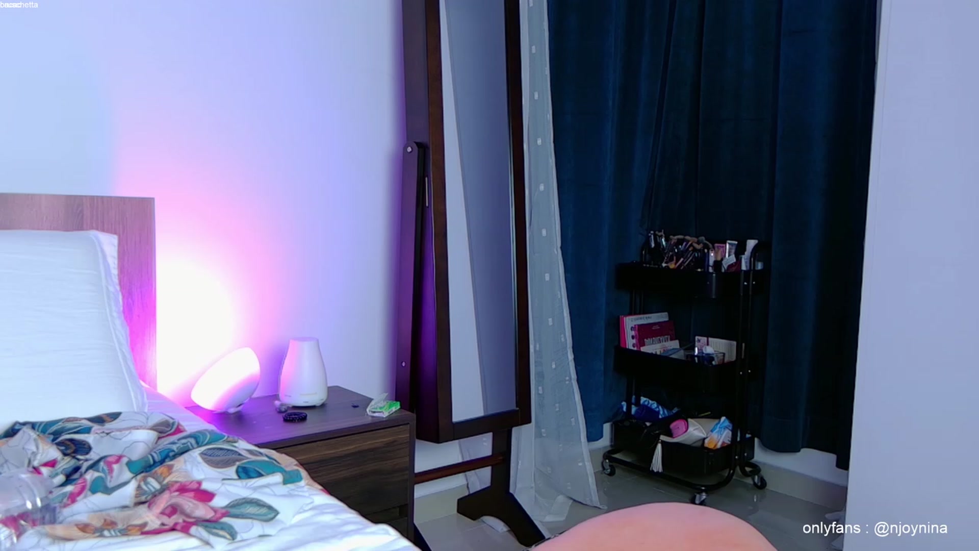 Gallery image thumbnail from Ninajoyy's myfreecams stream on, 10/19/2023, 01:27 image 2 of 20