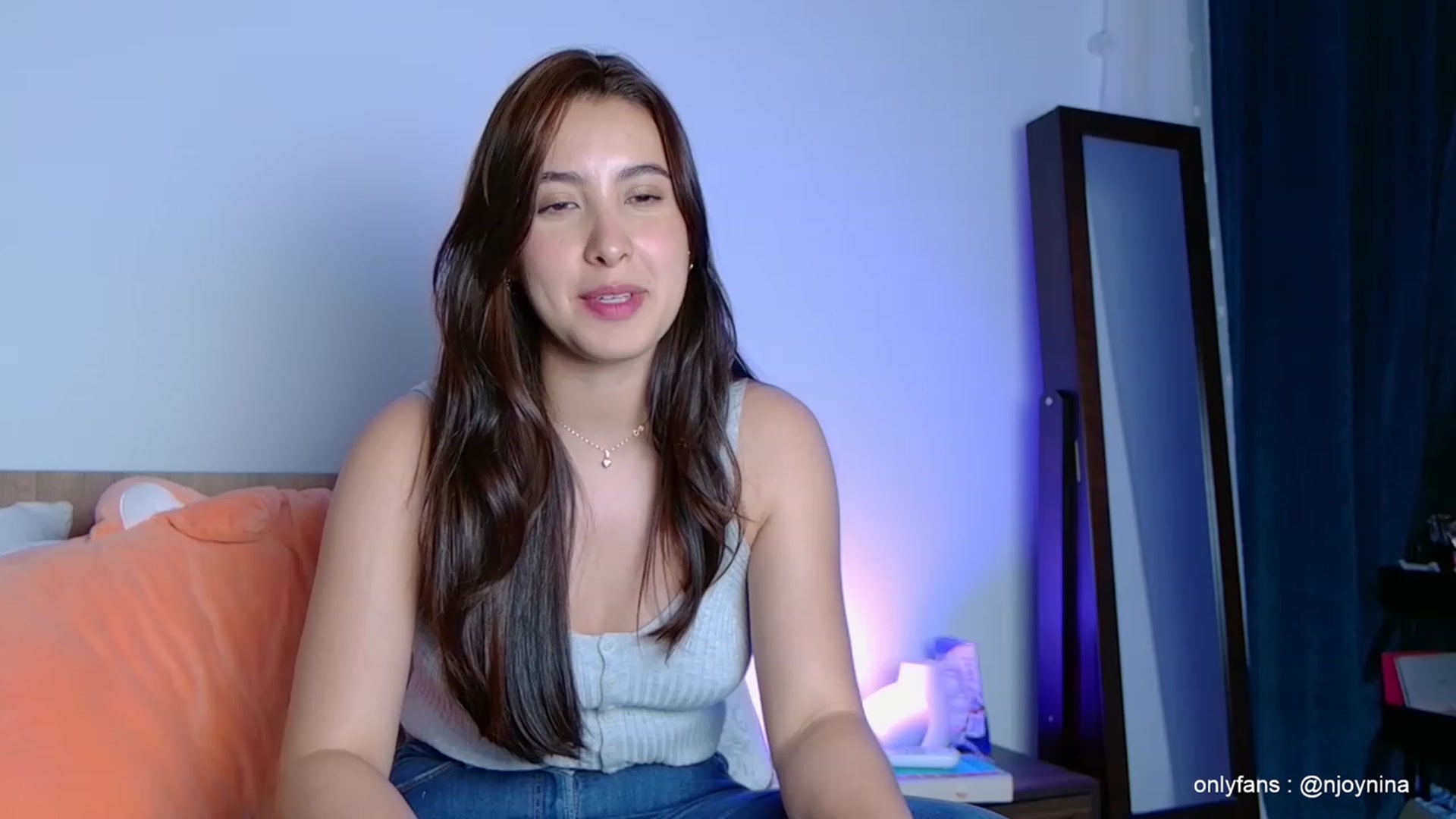 Gallery image thumbnail from Ninajoyy's myfreecams stream on, 10/24/2023, 24:00 image 5 of 20