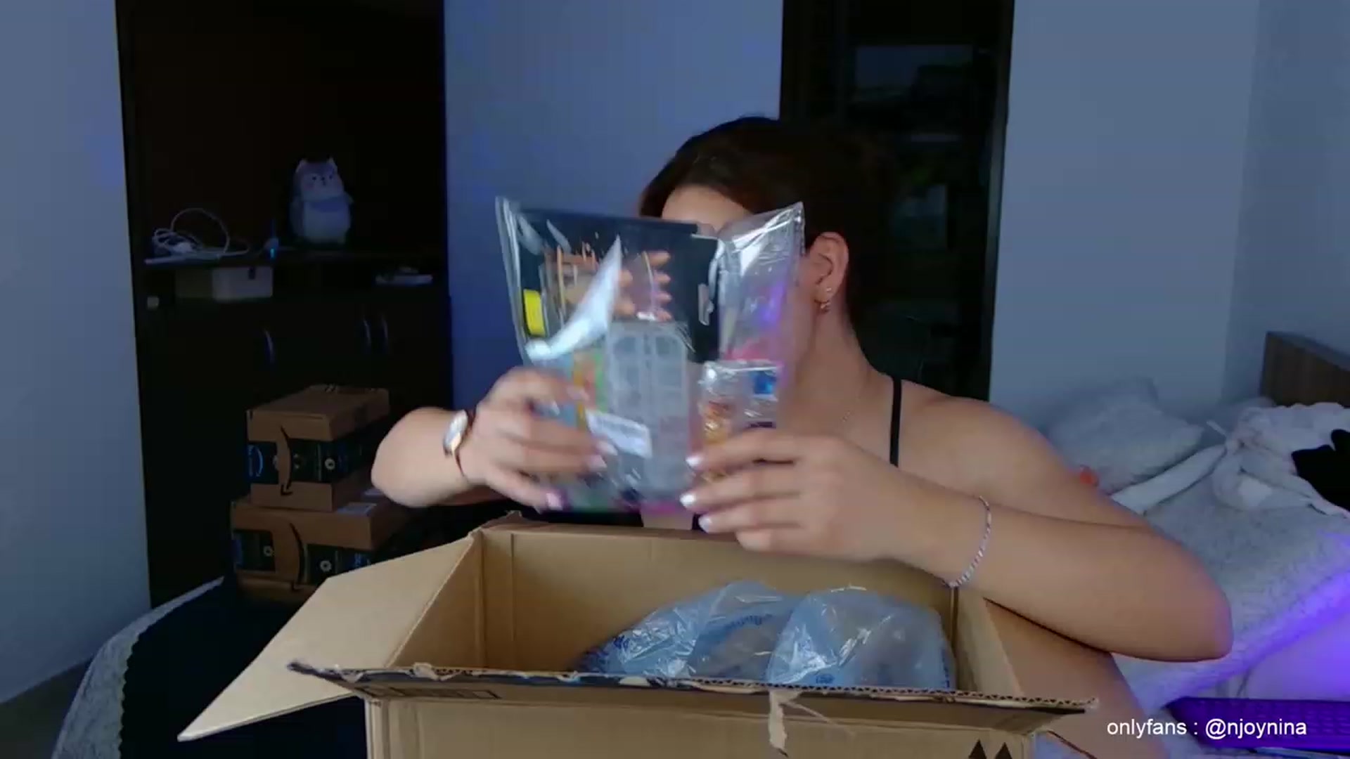 Gallery image thumbnail from Ninajoyy's myfreecams stream on, 11/02/2023, 24:01 image 7 of 20