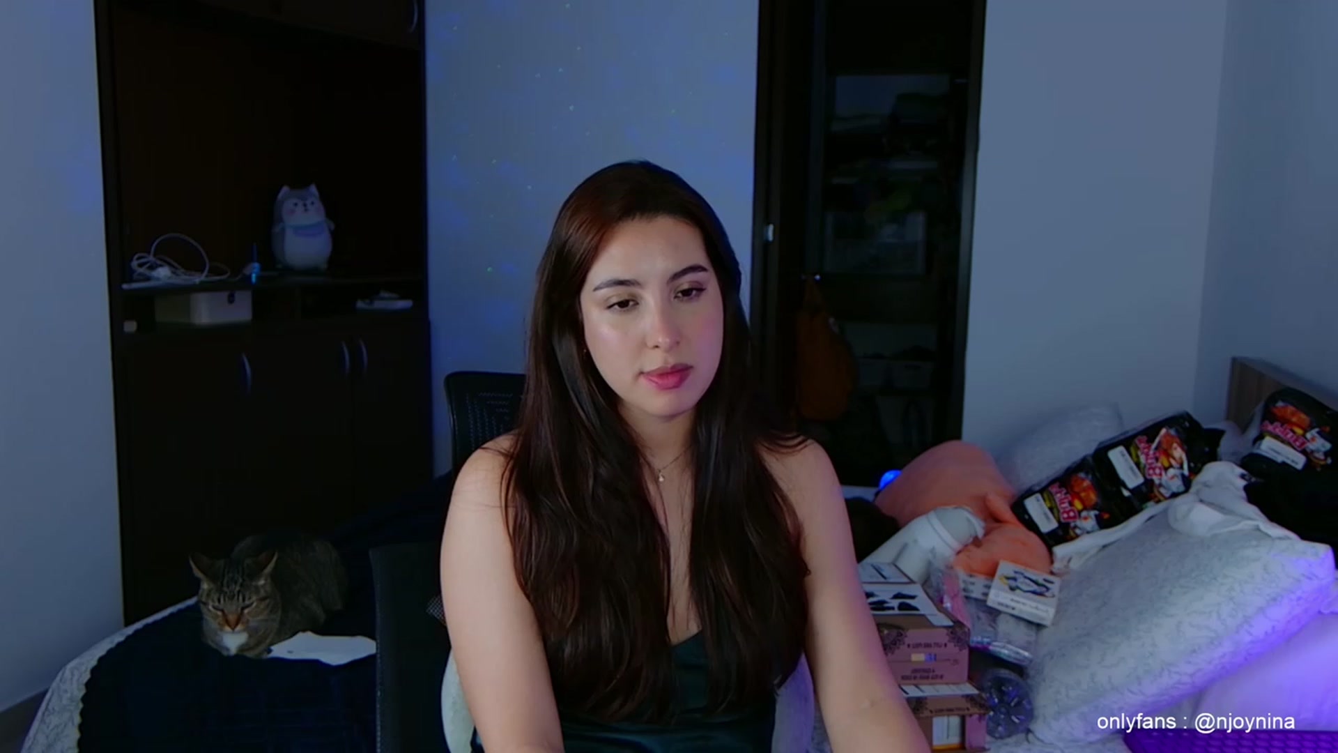 Gallery image thumbnail from Ninajoyy's myfreecams stream on, 11/02/2023, 24:34 image 3 of 20