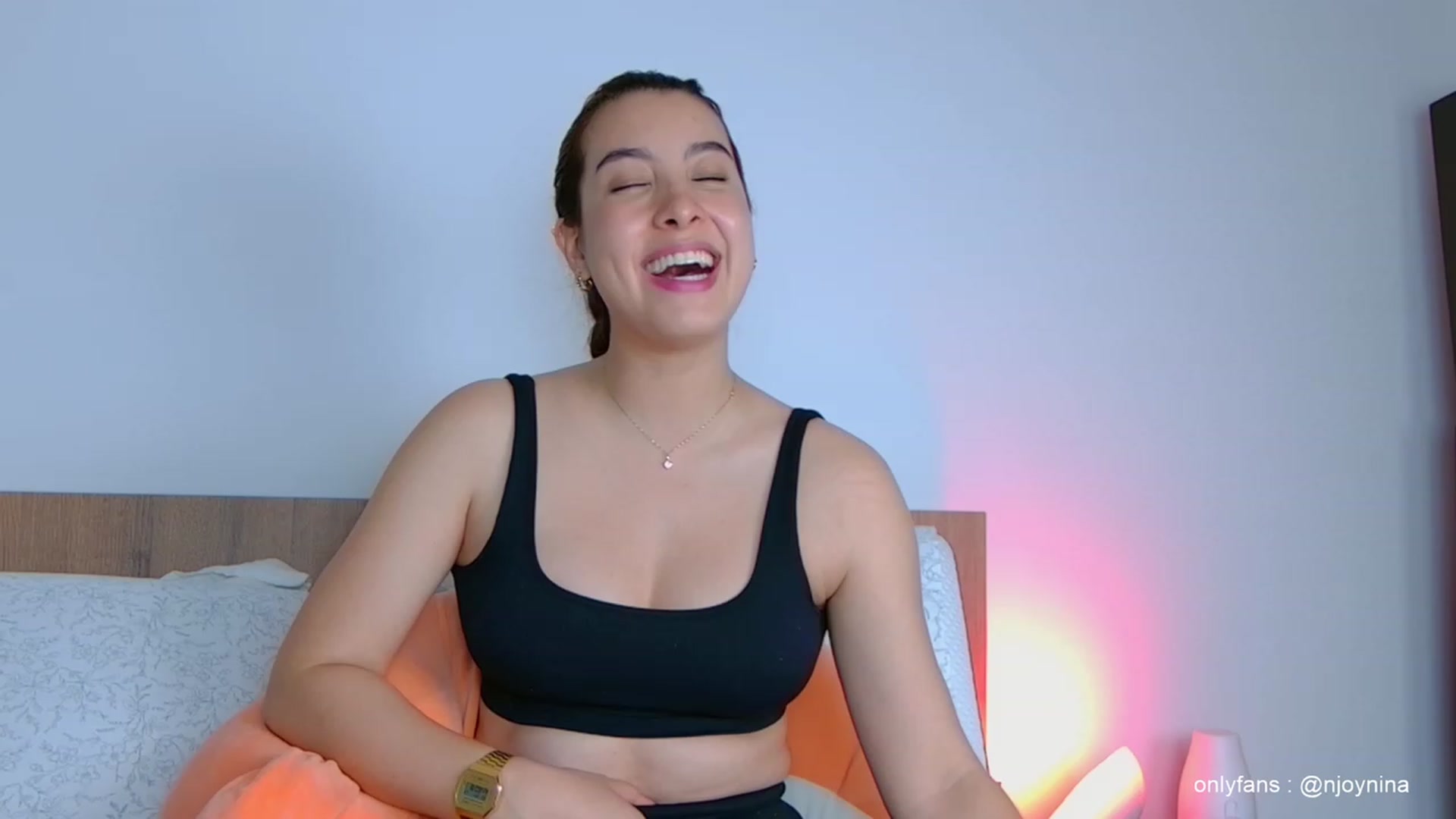 Gallery image thumbnail from Ninajoyy's myfreecams stream on, 11/11/2023, 01:43 image 10 of 20