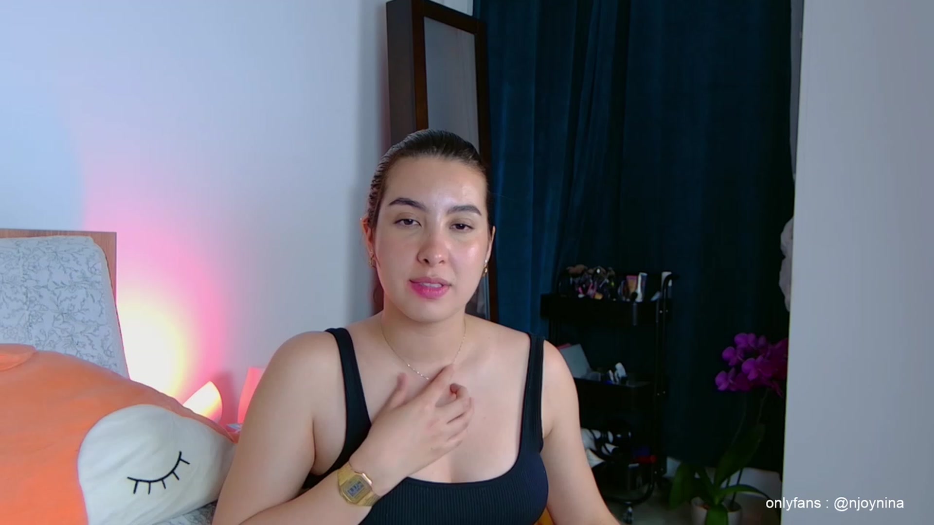 Gallery image thumbnail from Ninajoyy's myfreecams stream on, 11/11/2023, 01:43 image 20 of 20