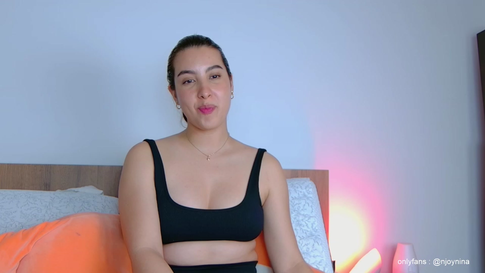 Gallery image thumbnail from Ninajoyy's myfreecams stream on, 11/11/2023, 01:43 image 1 of 20