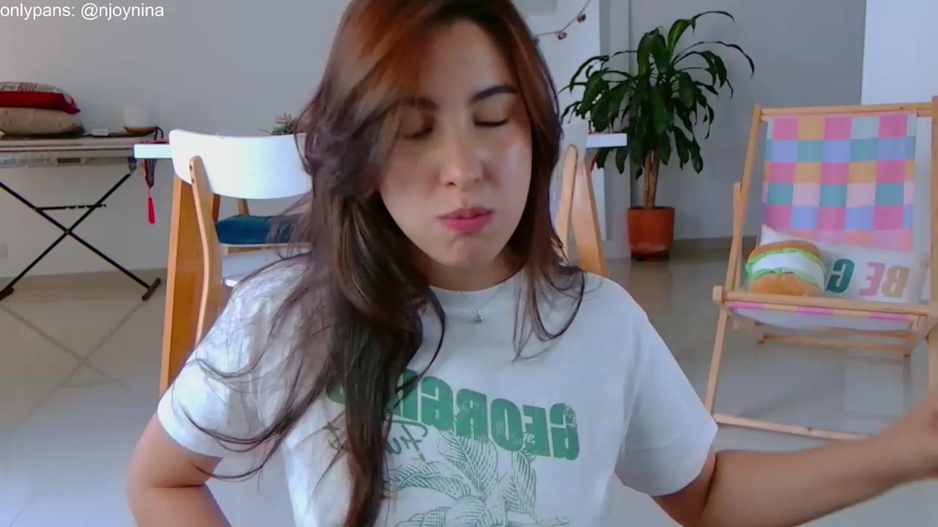 Gallery image thumbnail from Ninajoyy's myfreecams stream on, 12/20/2023, 21:11 image 2 of 20