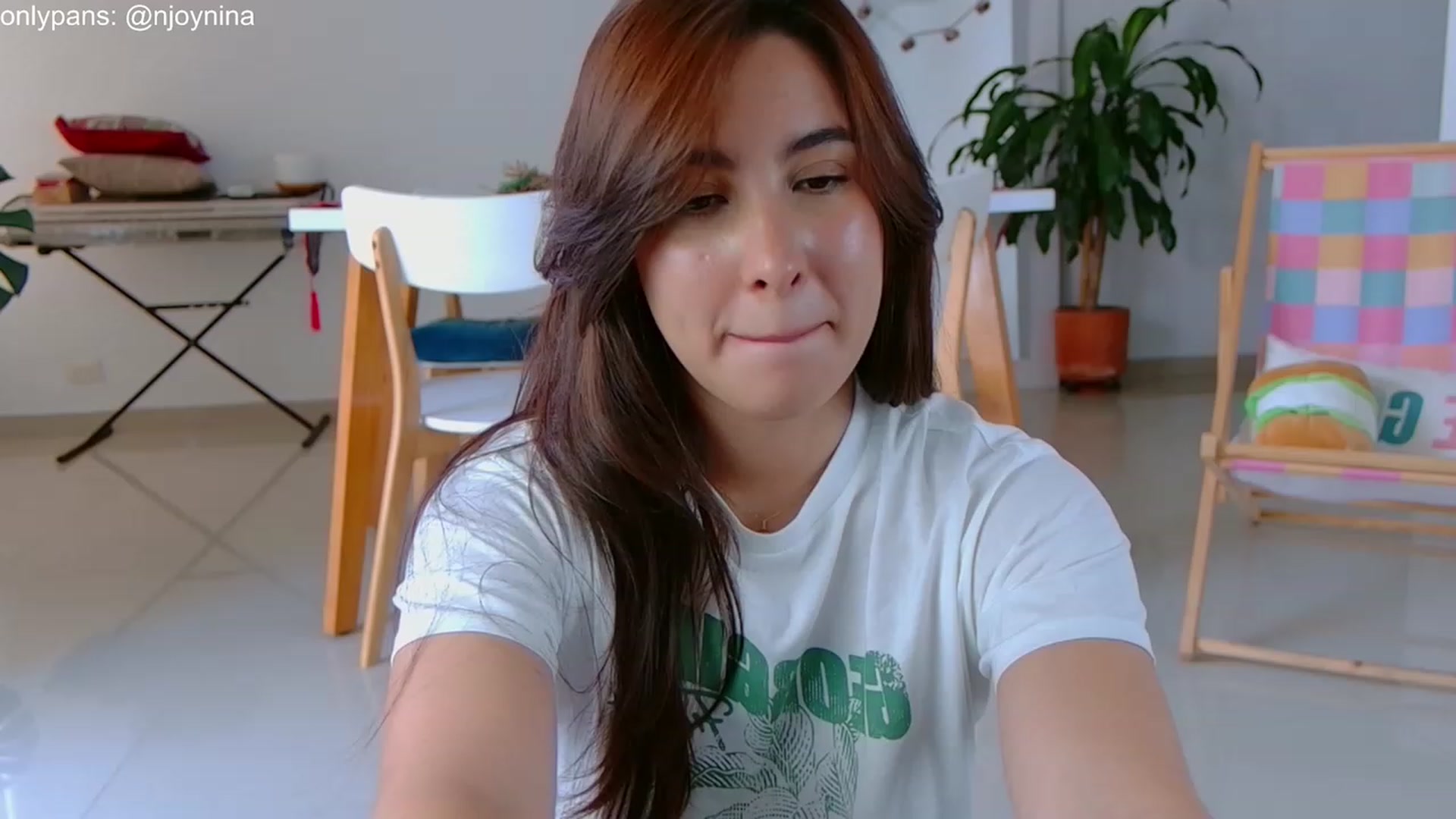 Gallery image thumbnail from Ninajoyy's myfreecams stream on, 12/20/2023, 21:11 image 5 of 20