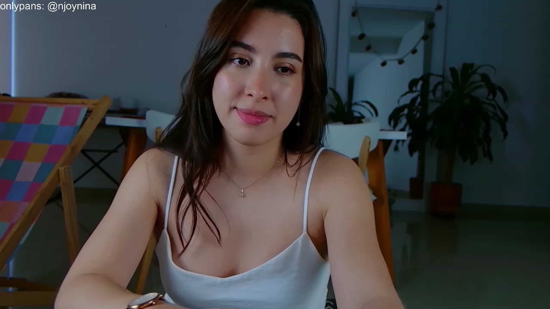 Gallery image thumbnail from Ninajoyy's myfreecams stream on, 12/22/2023, 23:21 image 13 of 20