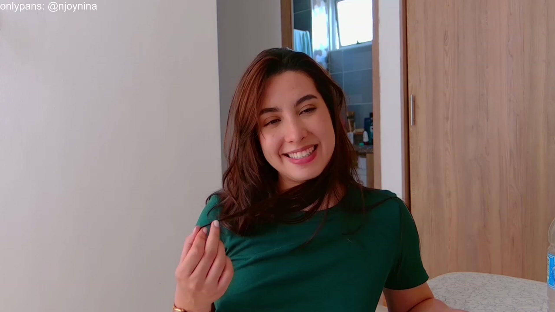 Gallery image thumbnail from Ninajoyy's myfreecams stream on, 01/29/2024, 22:36 image 2 of 20