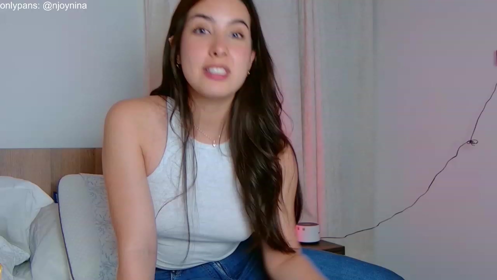 Gallery image thumbnail from Ninajoyy's myfreecams stream on, 01/31/2024, 01:04 image 14 of 20