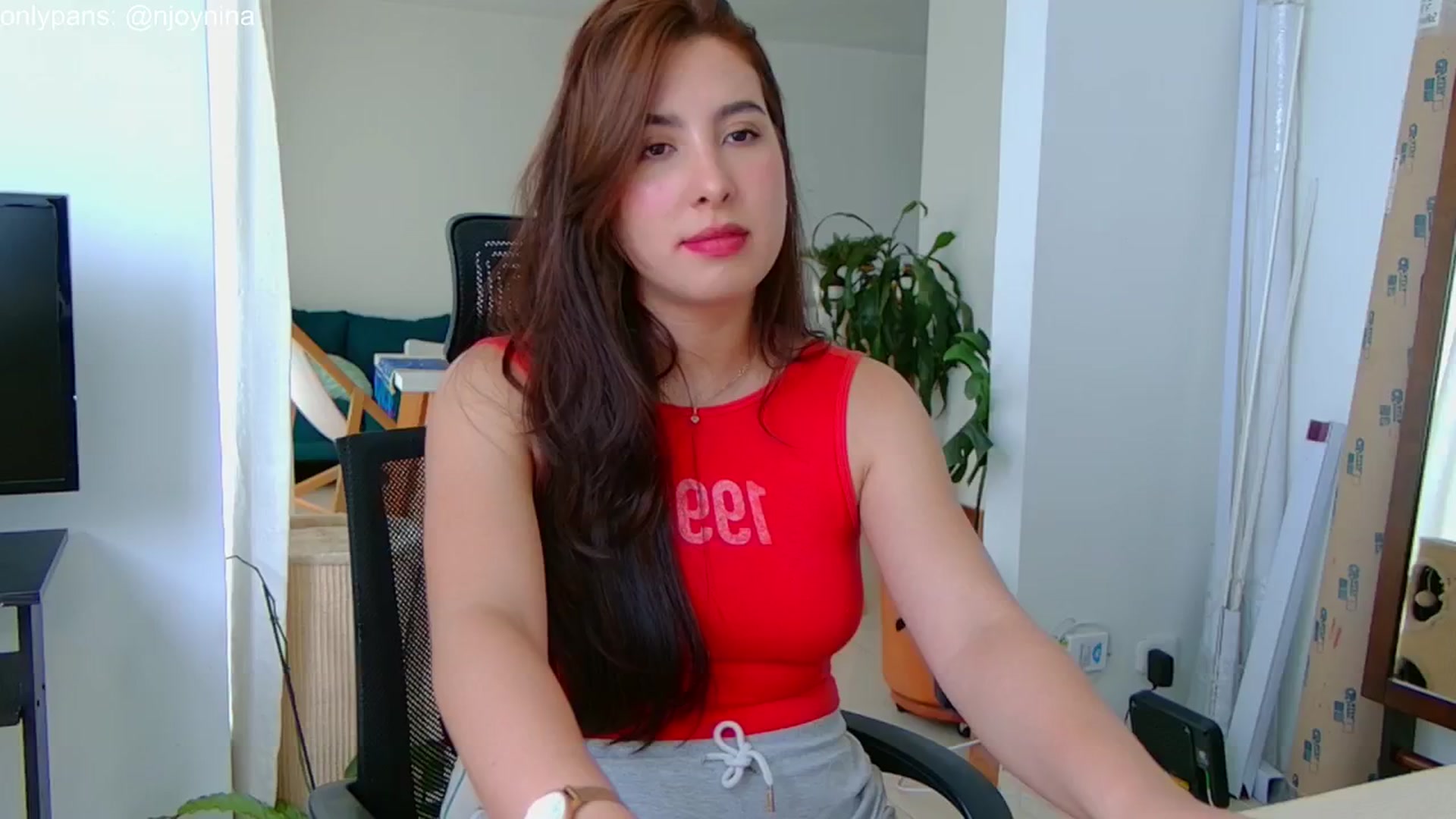 Gallery image thumbnail from Ninajoyy's myfreecams stream on, 02/26/2024, 17:53 image 1 of 20