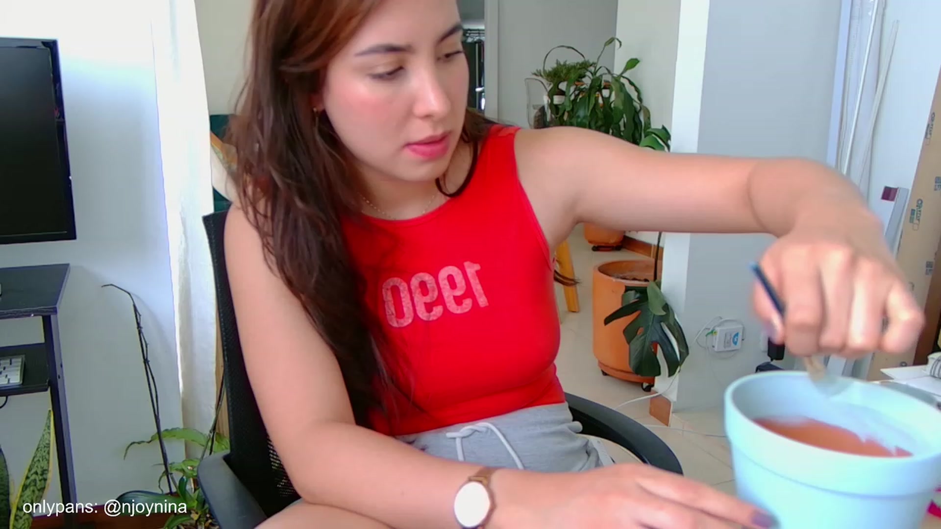 Gallery image thumbnail from Ninajoyy's myfreecams stream on, 02/26/2024, 18:55 image 9 of 20