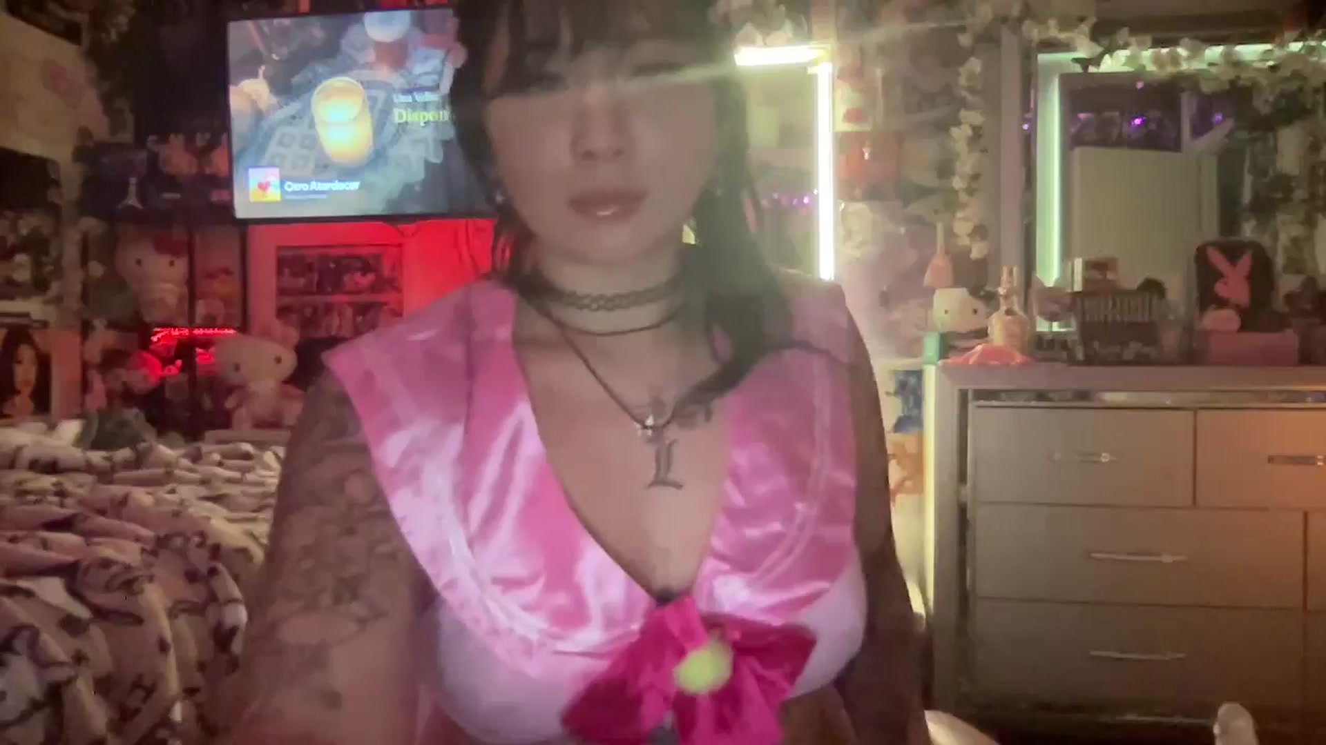 Gallery image thumbnail from Ninawinja's myfreecams stream on, 11/13/2024, 12:41 image 1 of 20