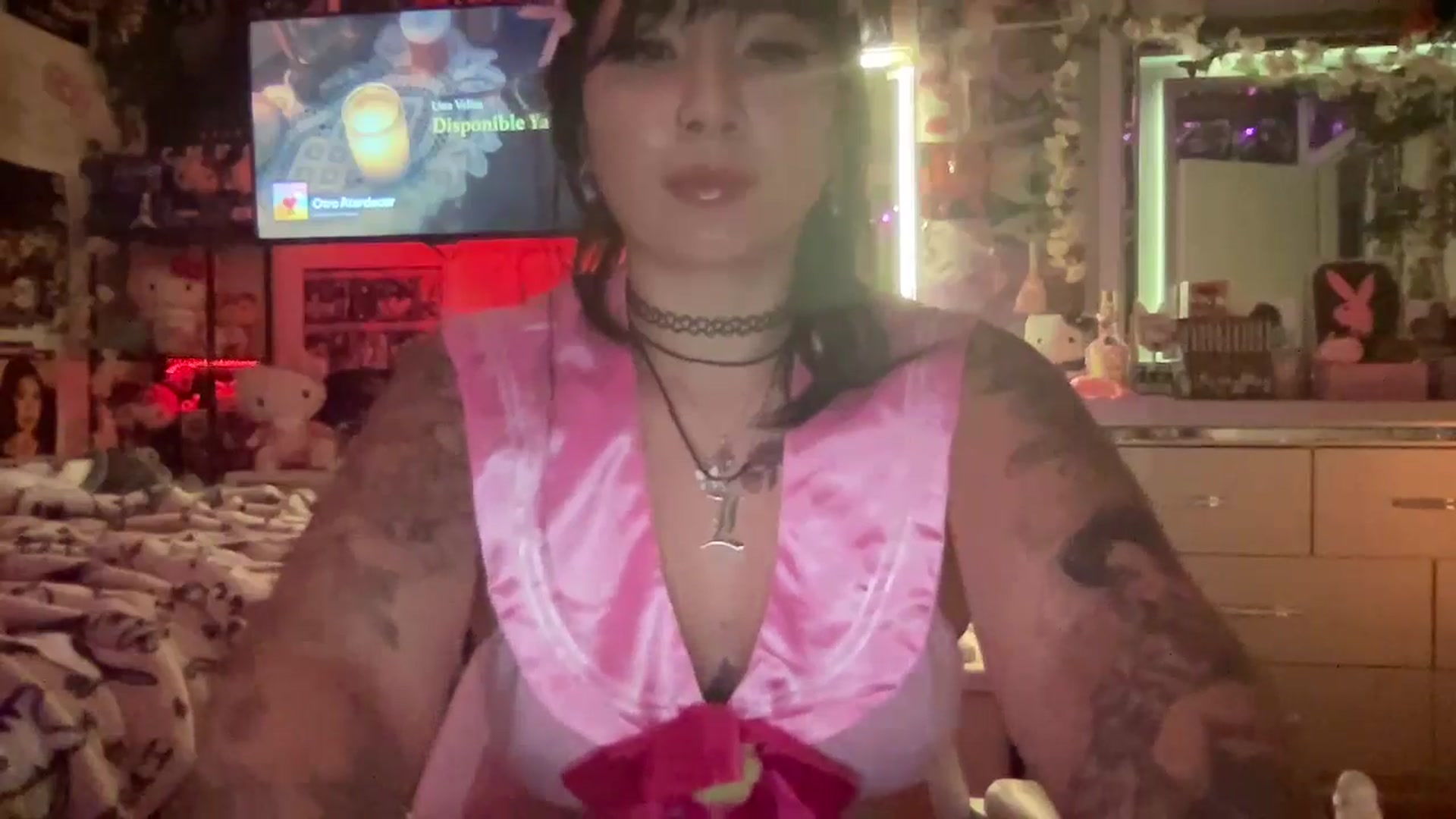 Gallery image thumbnail from Ninawinja's myfreecams stream on, 11/13/2024, 12:41 image 2 of 20