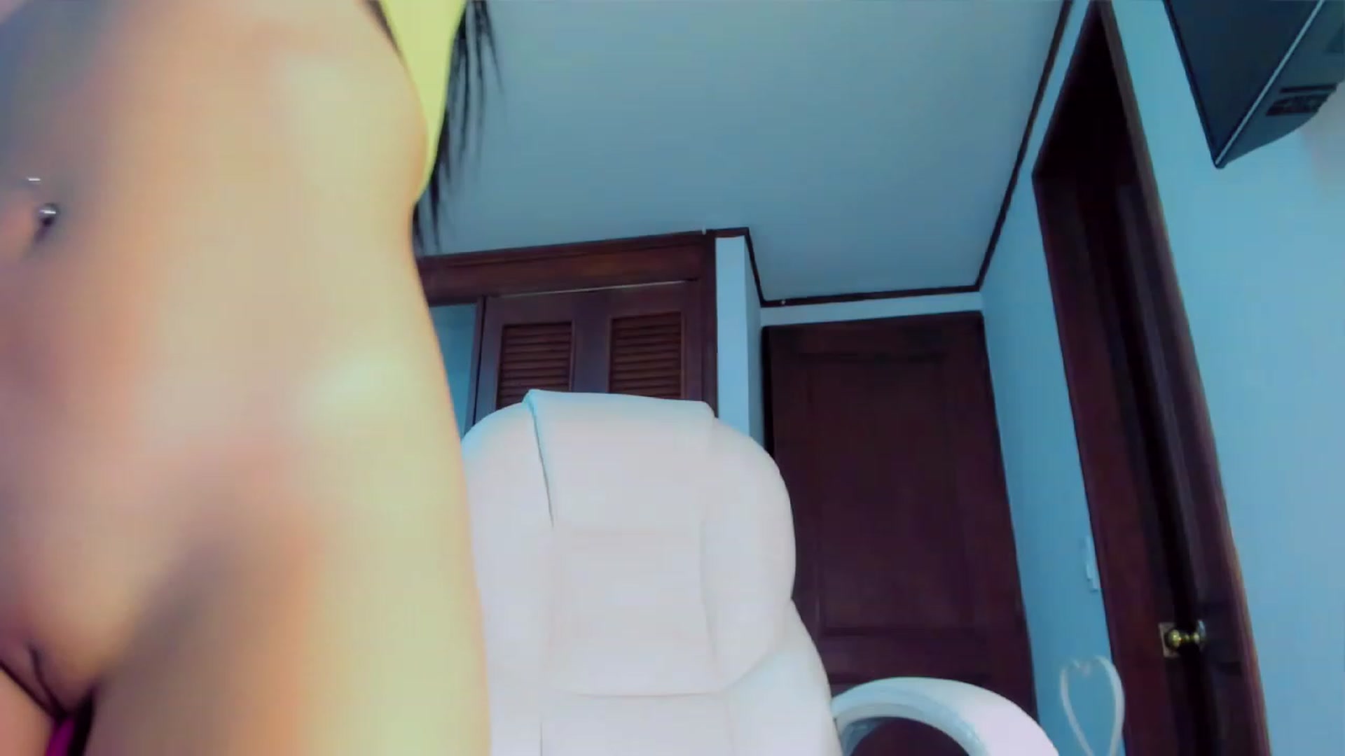 Gallery image thumbnail from Ninawv's myfreecams stream on, 11/22/2022, 02:07 image 4 of 20