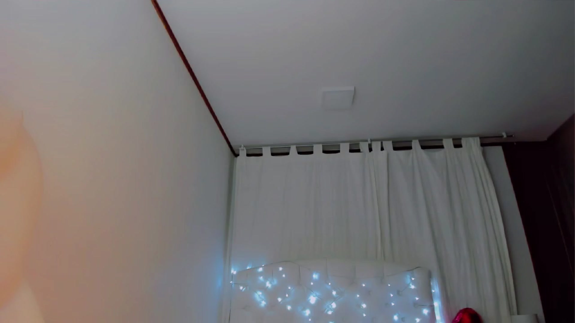 Gallery image thumbnail from Ninawv's myfreecams stream on, 02/28/2023, 24:01 image 7 of 20