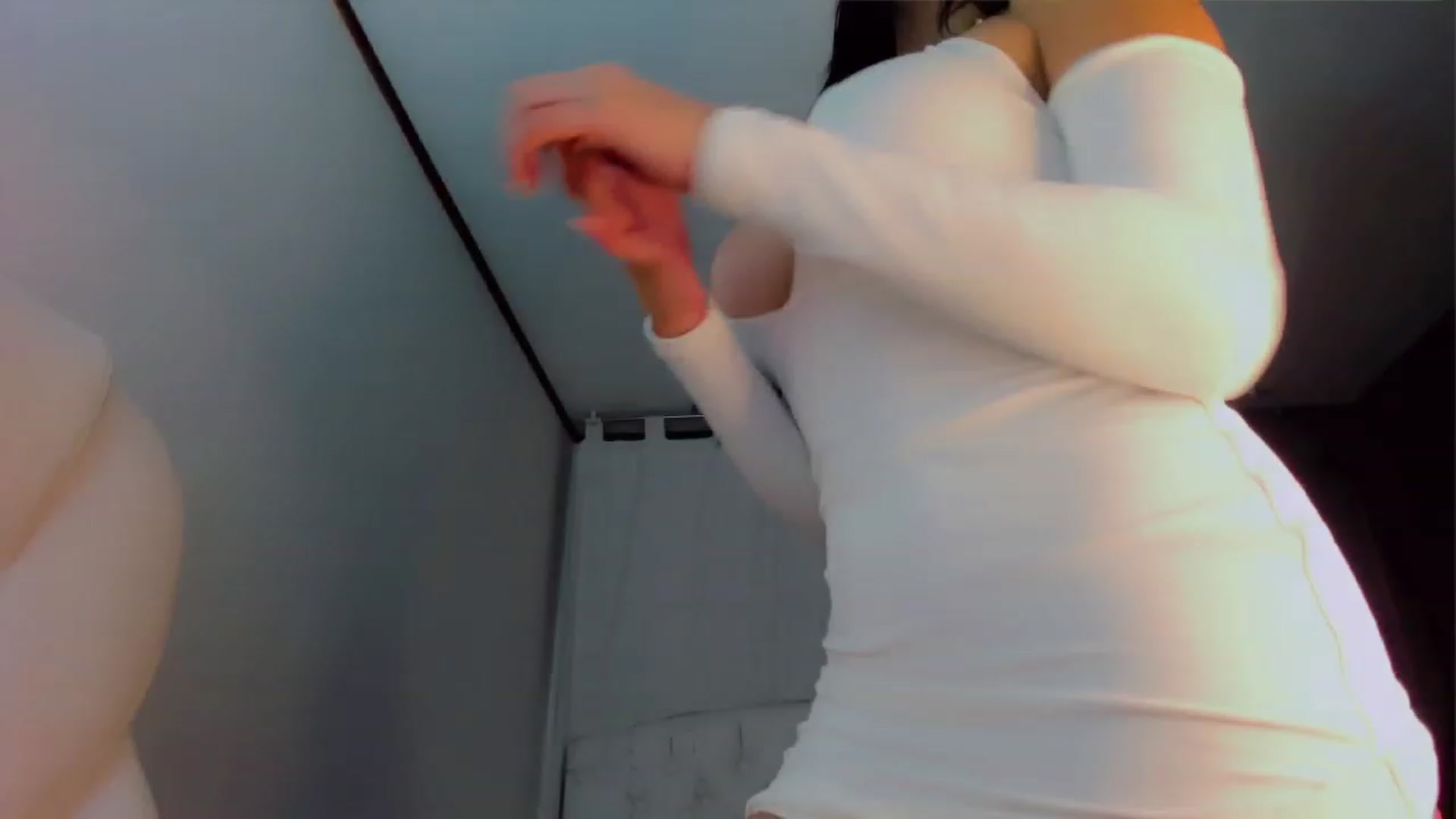 Gallery image thumbnail from Ninawv's myfreecams stream on, 03/25/2023, 23:24 image 19 of 20