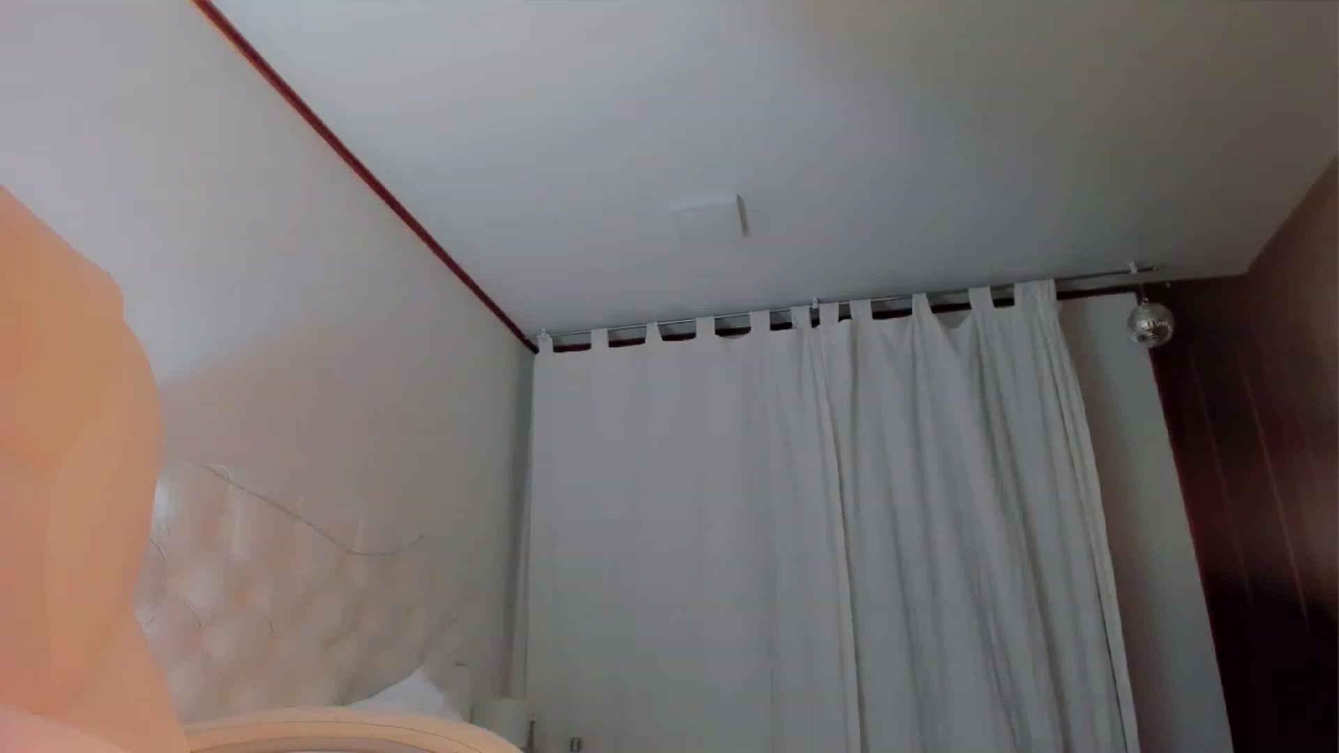 Gallery image thumbnail from Ninawv's myfreecams stream on, 04/08/2023, 23:53 image 15 of 20