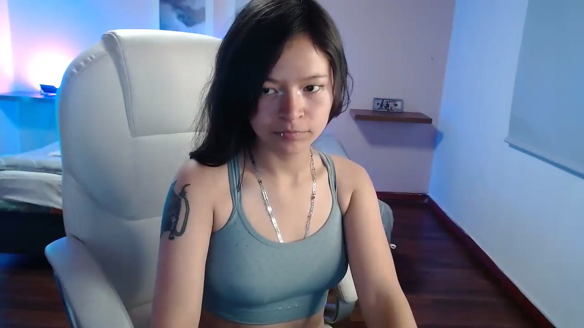 Gallery image thumbnail from Ninfa_pink's myfreecams stream on, 01/27/2026, 24:00 image 2 of 20
