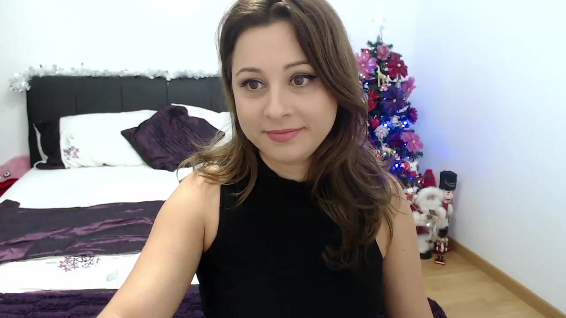 Gallery image thumbnail from NinjaGirl_'s myfreecams stream on, 12/07/2022, 01:37 image 4 of 20
