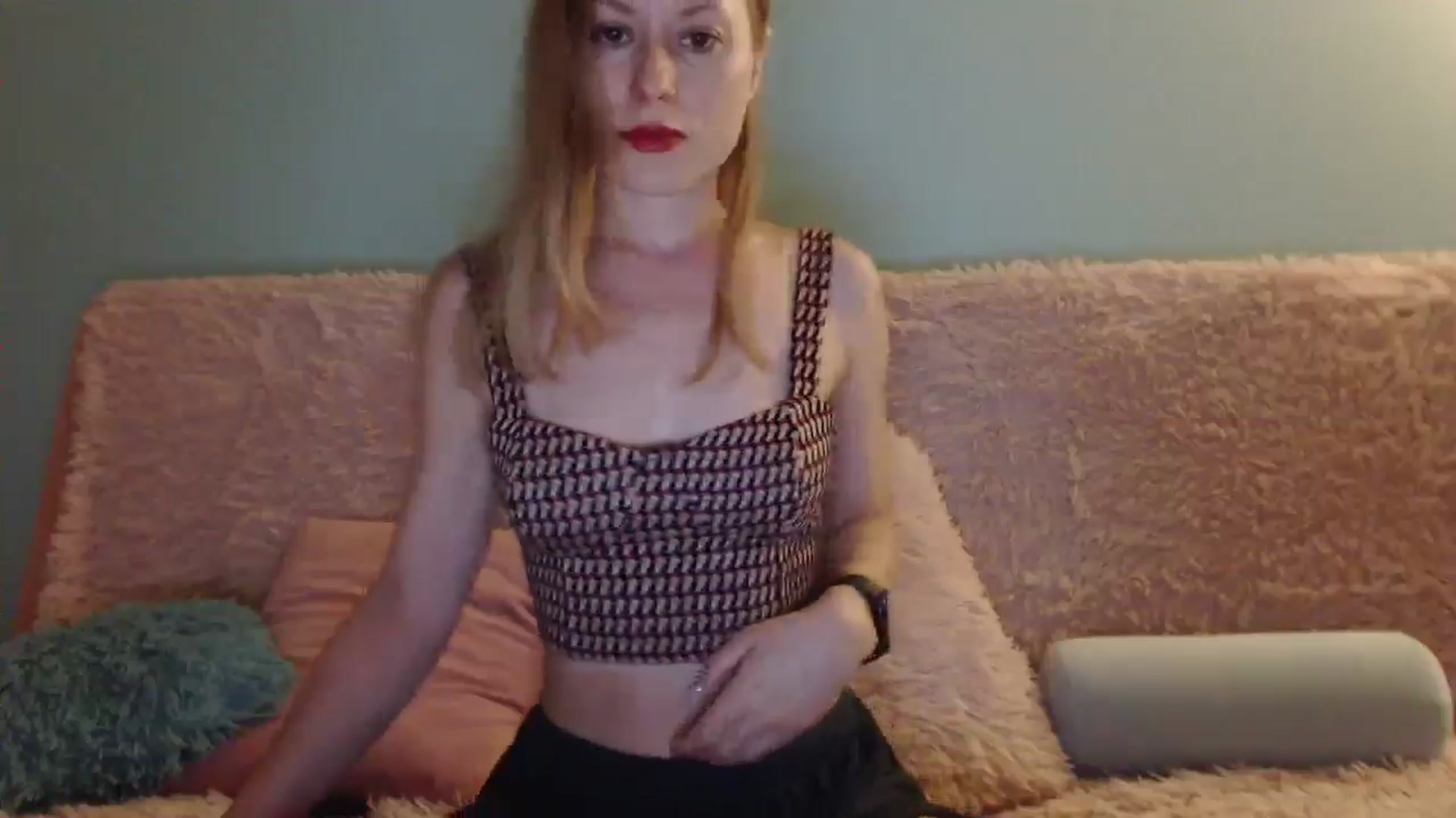 Gallery image thumbnail from Ninja_moi's myfreecams stream on, 06/06/2024, 19:11 image 20 of 20