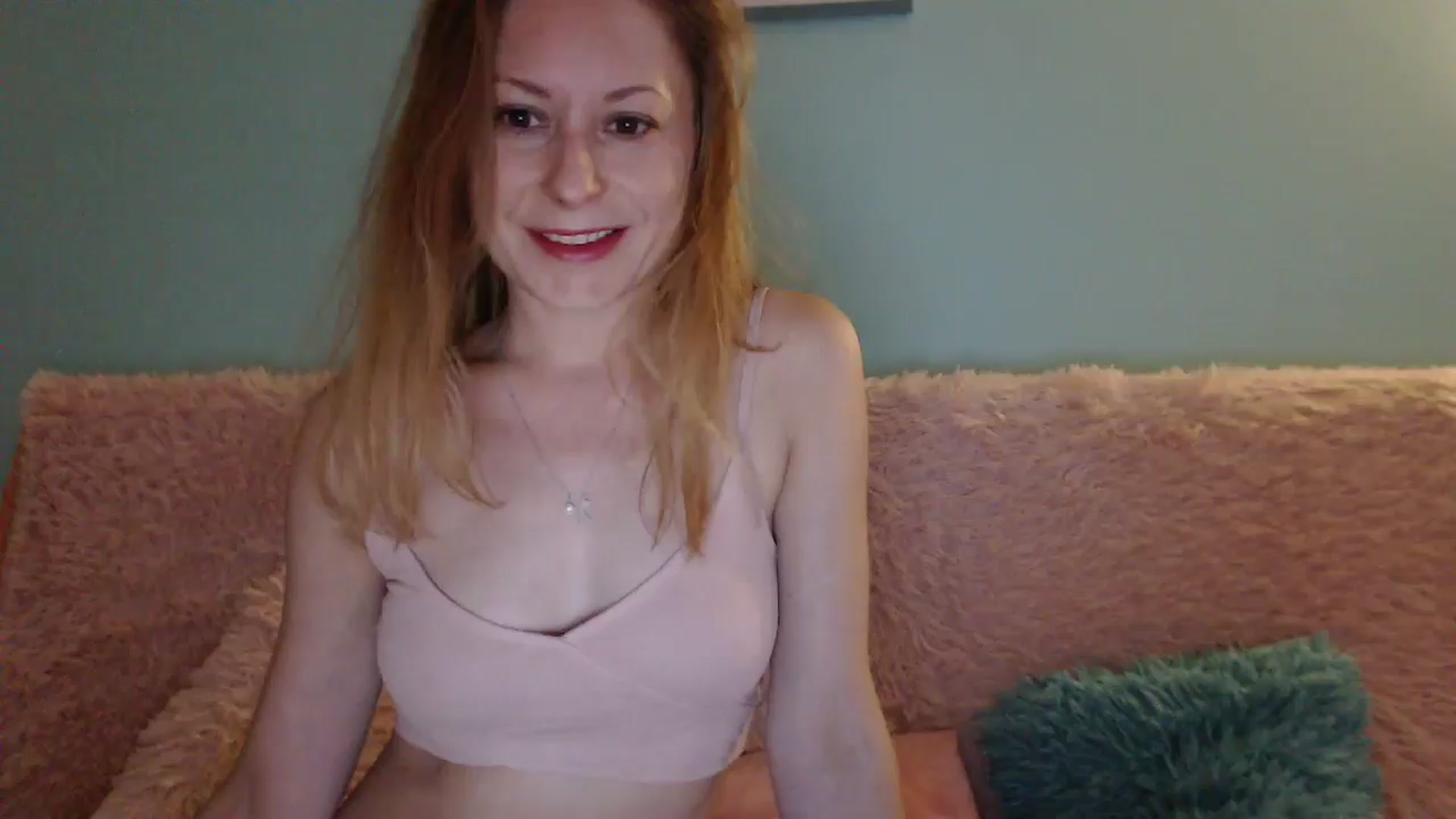 Gallery image thumbnail from Ninja_moi's myfreecams stream on, 06/09/2024, 18:08 image 5 of 20