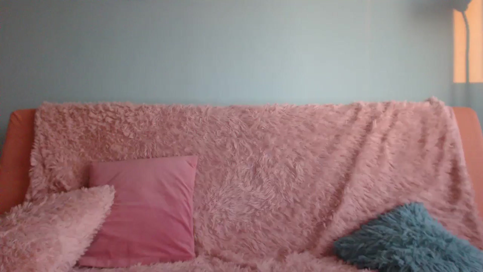 Gallery image thumbnail from Ninja_moi's myfreecams stream on, 06/16/2024, 18:32 image 8 of 20