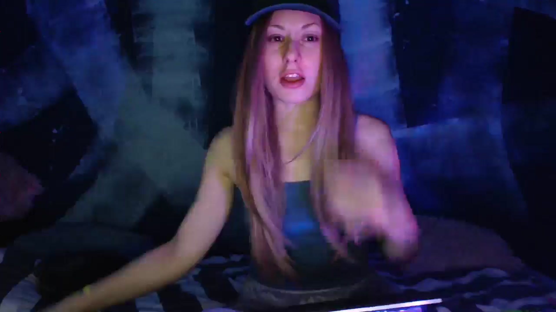 Gallery image thumbnail from Ninja_moi's myfreecams stream on, 04/08/2025, 22:15 image 7 of 20