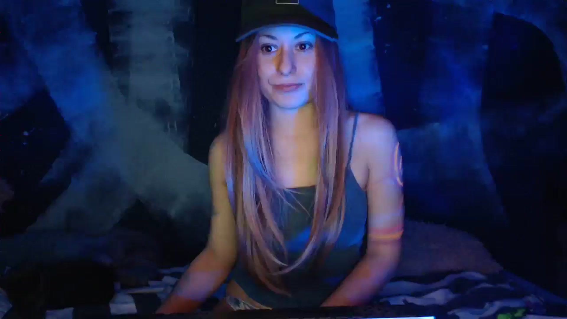 Gallery image thumbnail from Ninja_moi's myfreecams stream on, 04/08/2025, 22:15 image 12 of 20