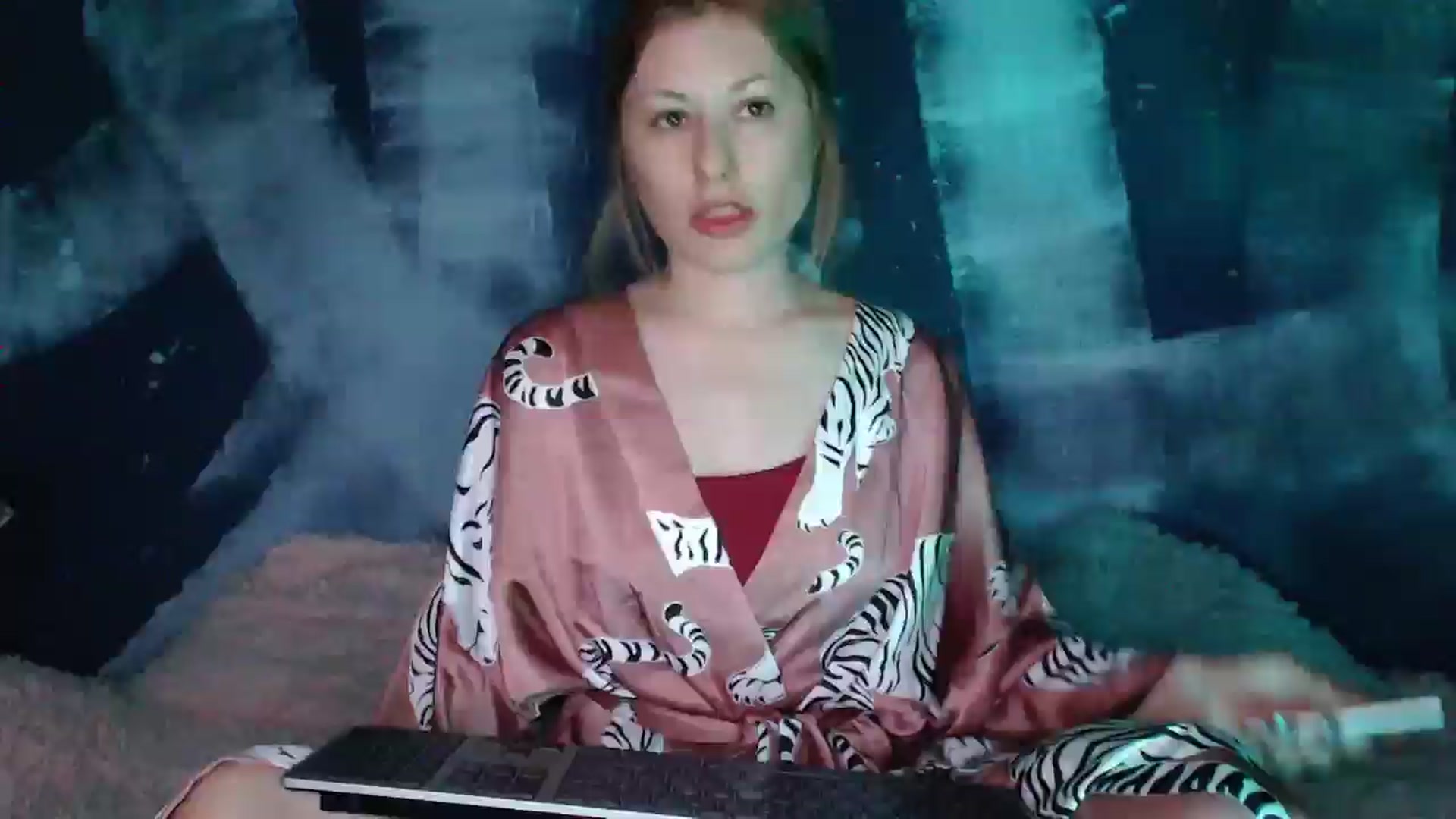 Gallery image thumbnail from Ninja_moi's myfreecams stream on, 04/11/2025, 21:16 image 6 of 20