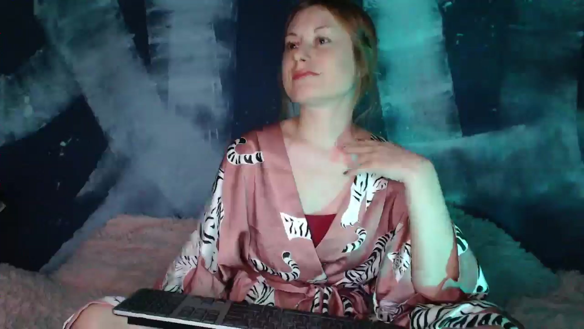Gallery image thumbnail from Ninja_moi's myfreecams stream on, 04/11/2025, 21:16 image 7 of 20