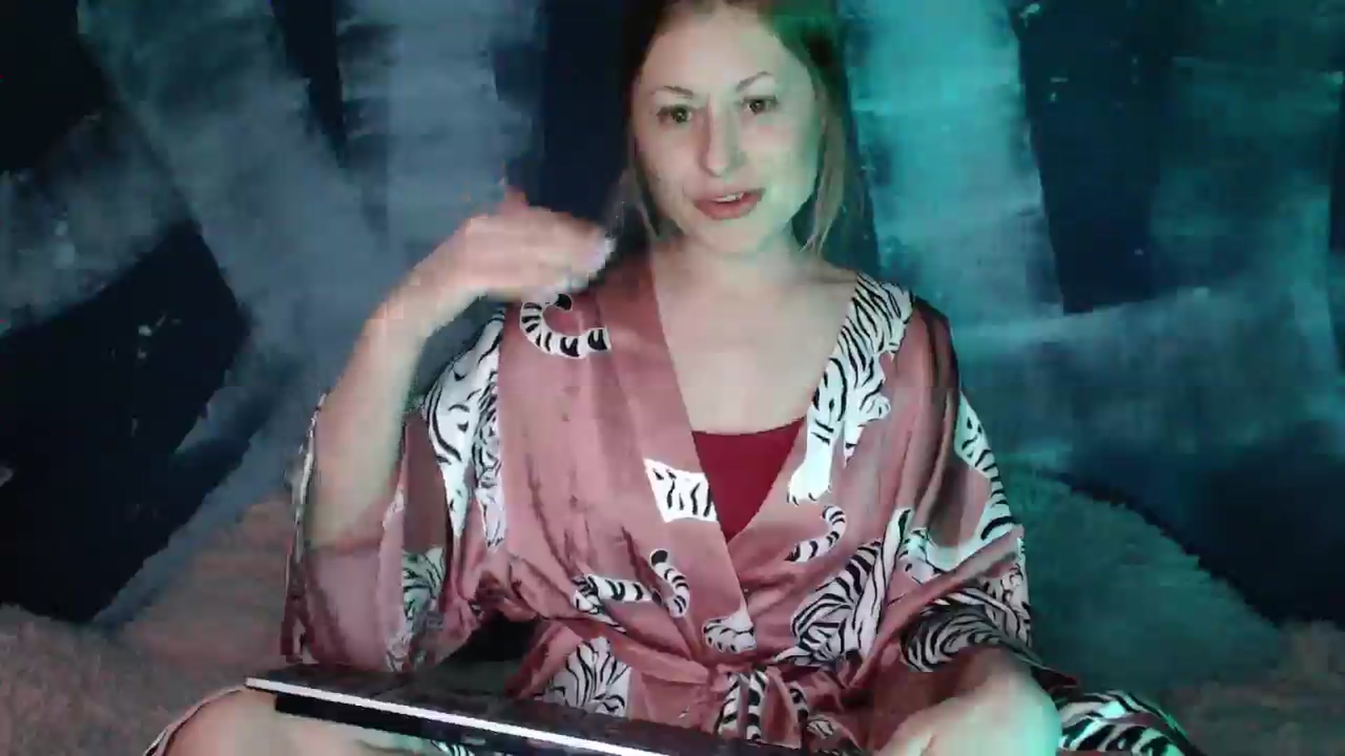 Gallery image thumbnail from Ninja_moi's myfreecams stream on, 04/11/2025, 21:16 image 5 of 20