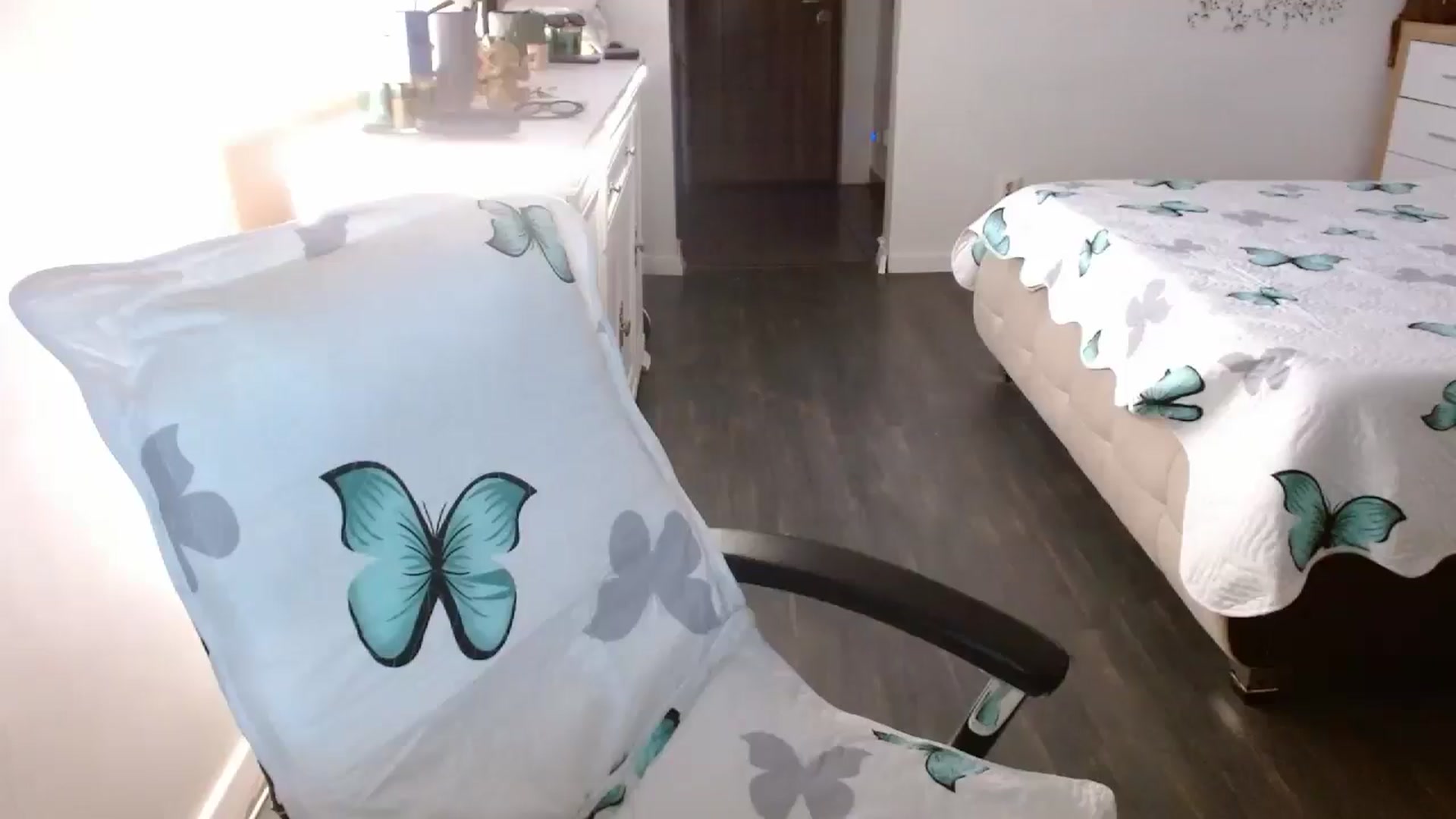 Gallery image thumbnail from NinnaKatthe's myfreecams stream on, 09/06/2025, 21:12 image 1 of 20