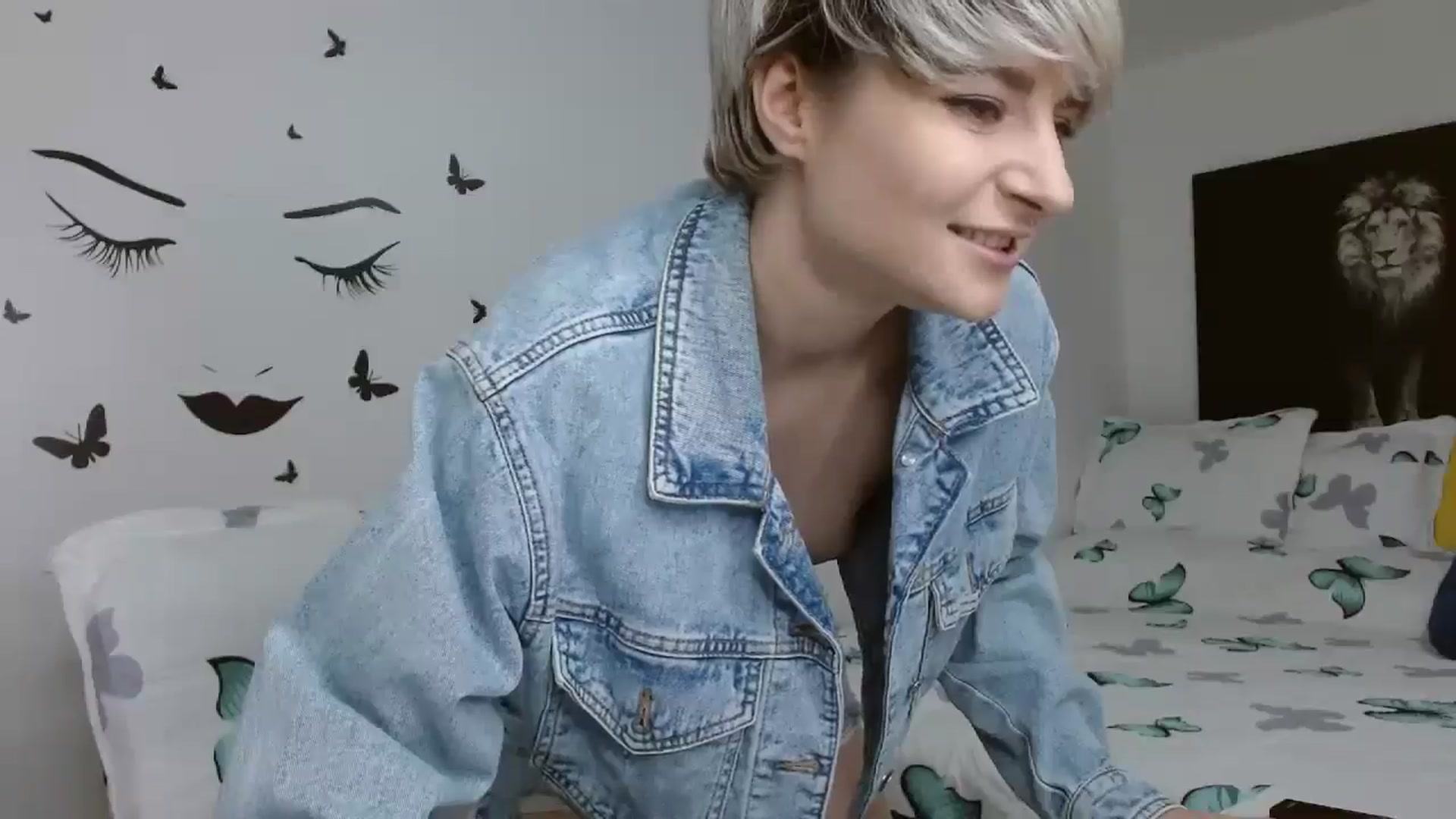 Gallery image thumbnail from NinnaKatthe's myfreecams stream on, 09/19/2025, 20:14 image 3 of 20
