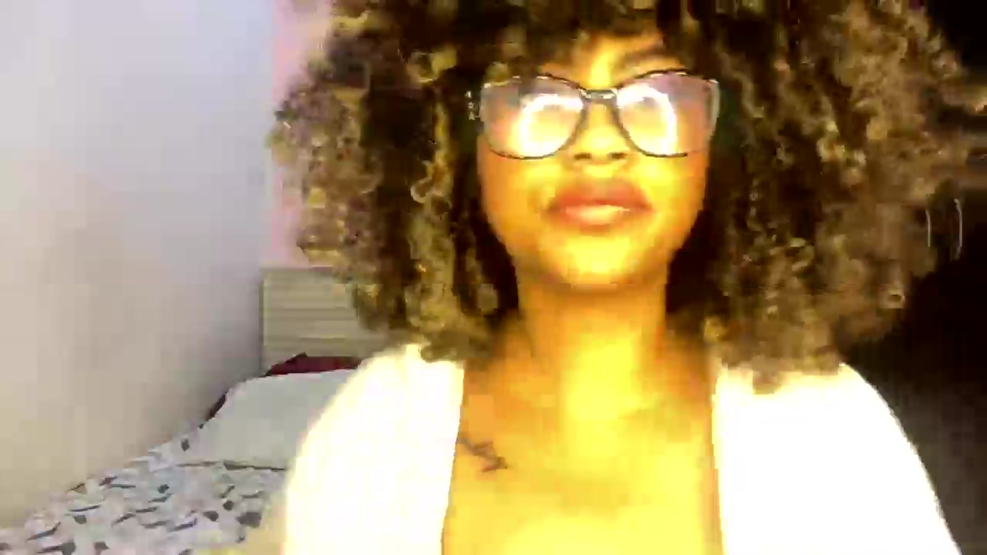 Gallery image thumbnail from Ninna_flowers's myfreecams stream on, 04/12/2026, 09:54 image 16 of 20