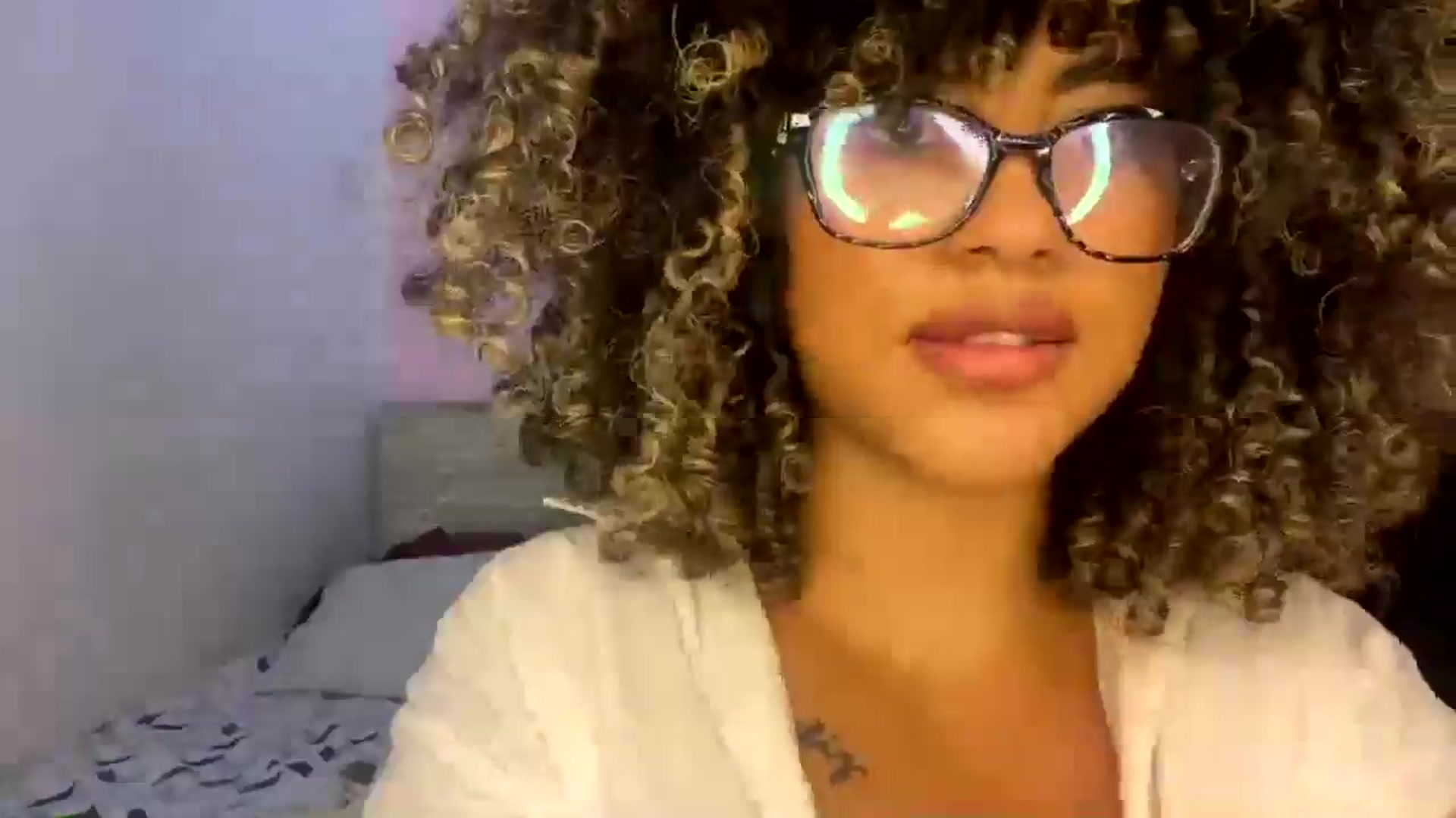 Gallery image thumbnail from Ninna_flowers's myfreecams stream on, 04/12/2026, 09:54 image 15 of 20