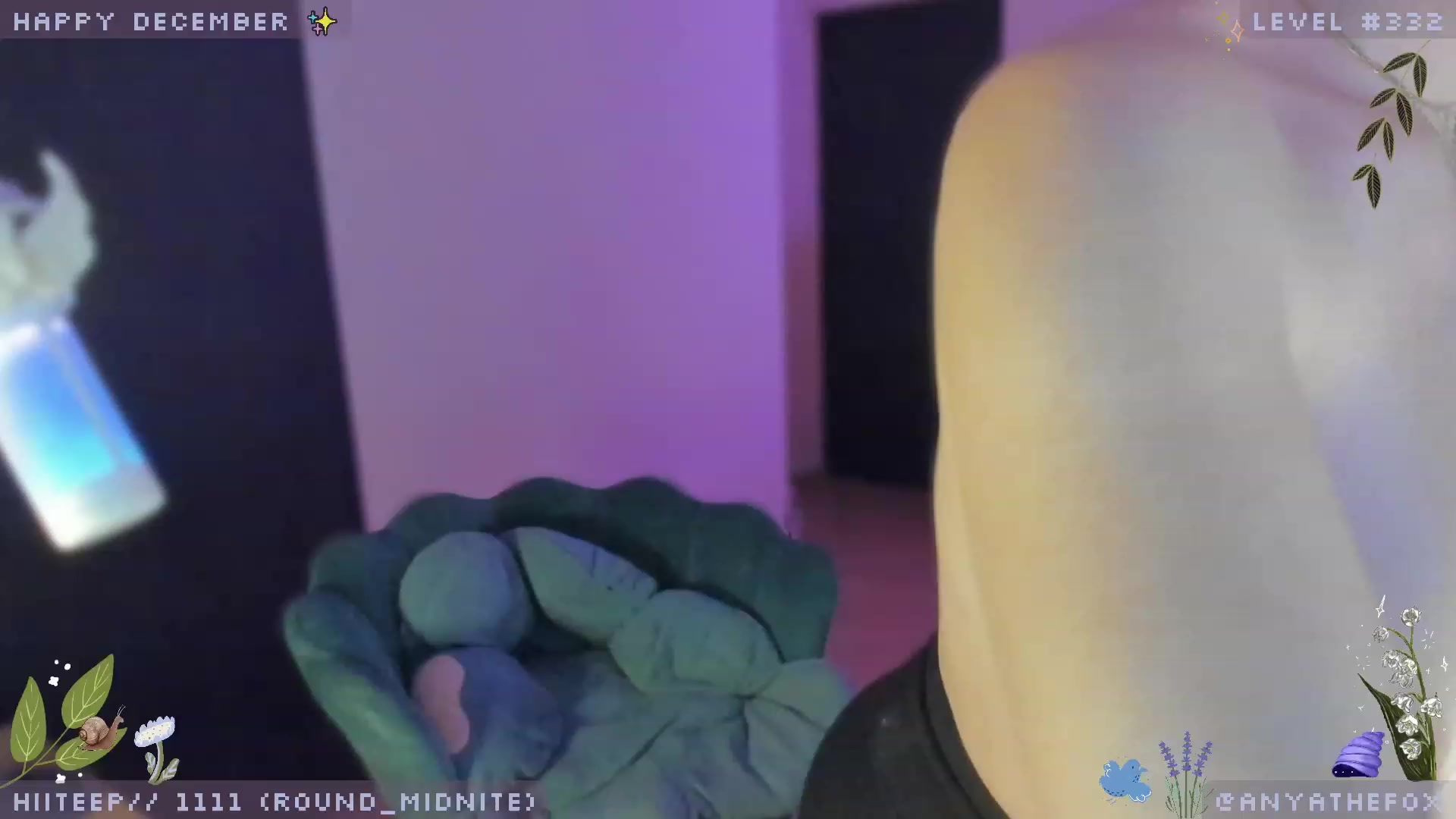 Gallery image thumbnail from Nippleback_'s myfreecams stream on, 12/28/2023, 08:48 image 12 of 20