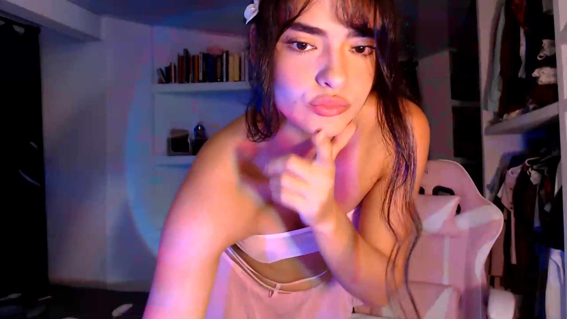 Gallery image thumbnail from Nita_Spankin's myfreecams stream on, 08/06/2026, 04:40 image 17 of 20