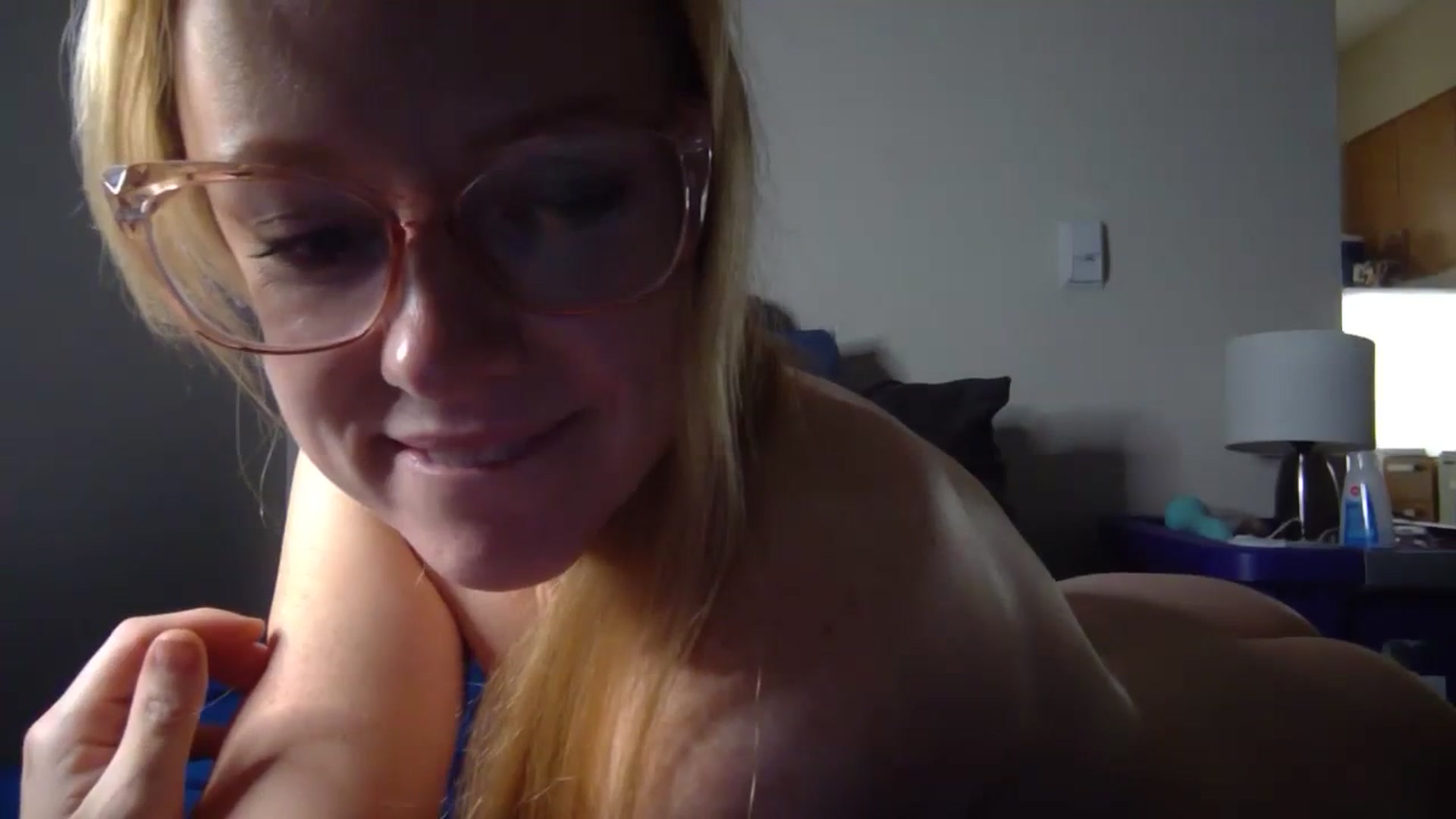 Gallery image thumbnail from Niveallee's myfreecams stream on, 11/05/2023, 12:57 image 18 of 20