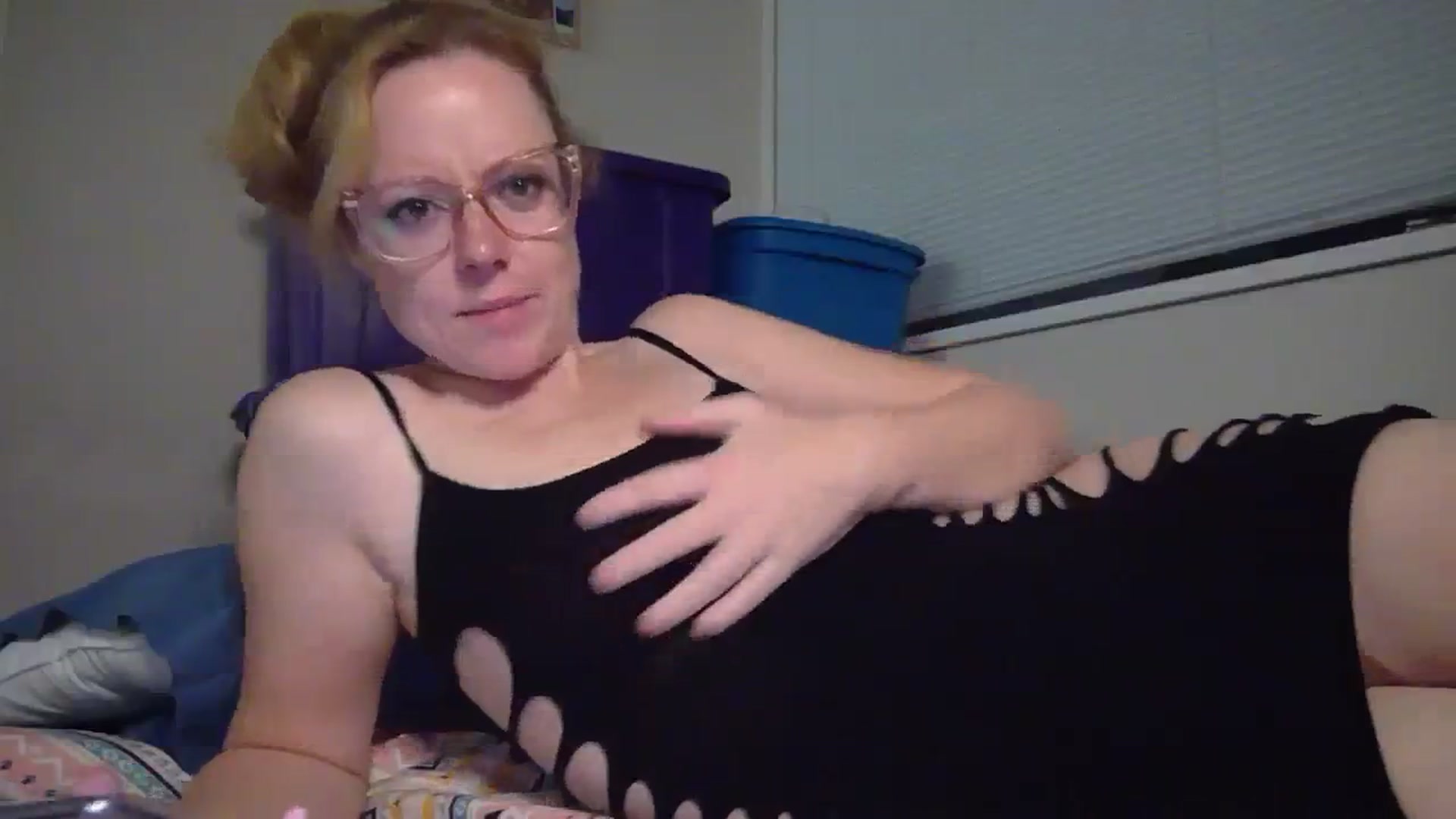 Gallery image thumbnail from Niveallee's myfreecams stream on, 11/07/2023, 12:22 image 5 of 20