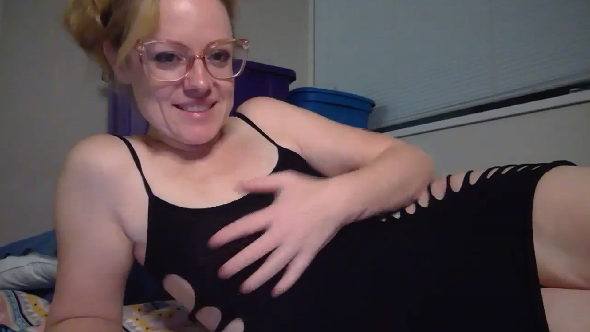 Gallery image thumbnail from Niveallee's myfreecams stream on, 11/07/2023, 12:22 image 6 of 20